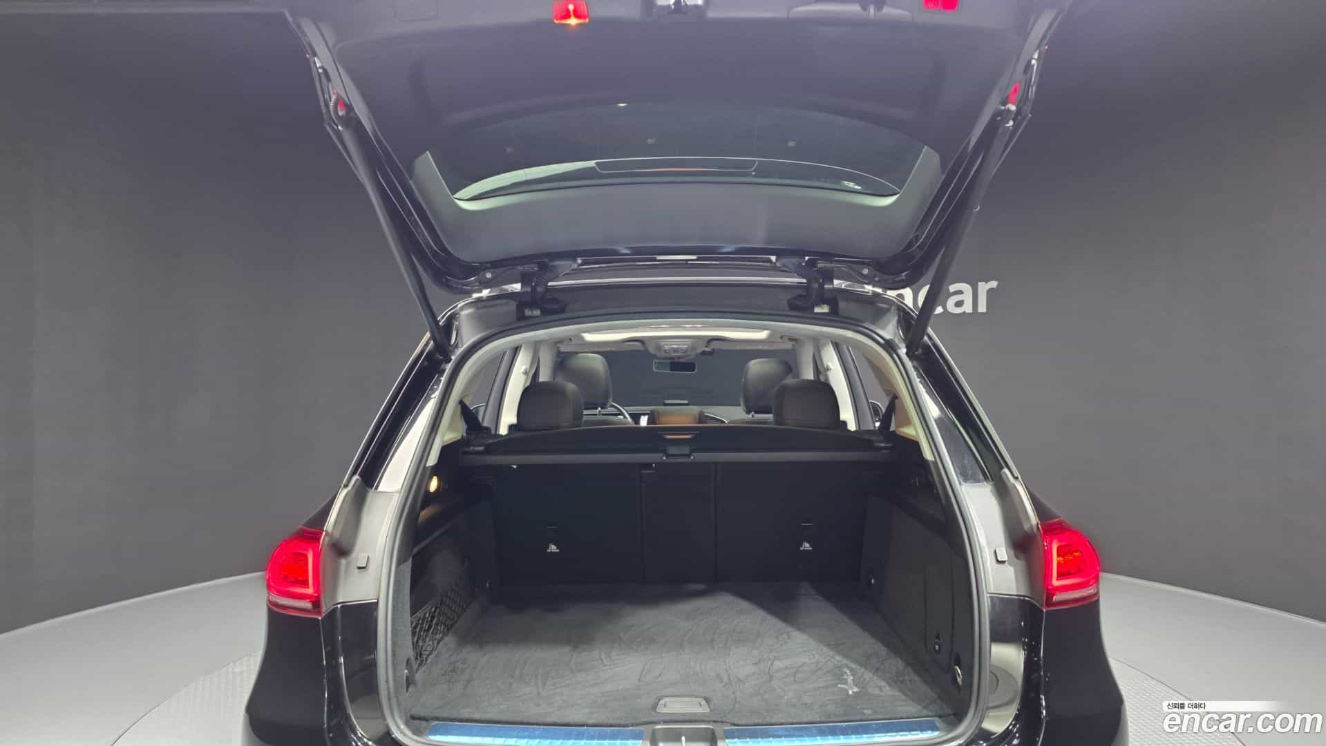 GLE-Class Mercedes-Benz 2020.7-OPTION-024