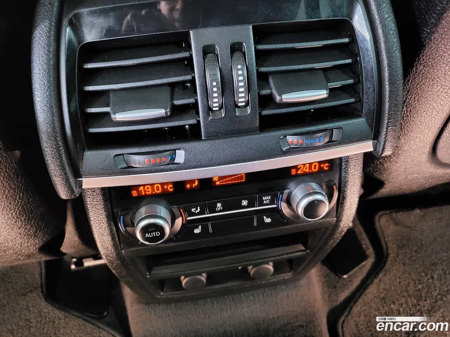 X6 BMW 2017.1-INNER-009