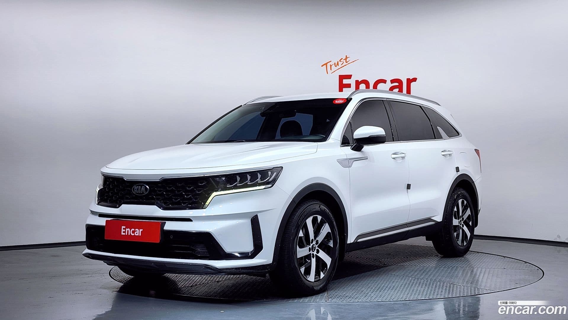 Main__Slider__Photo:Sorento Kia 2021.2-0