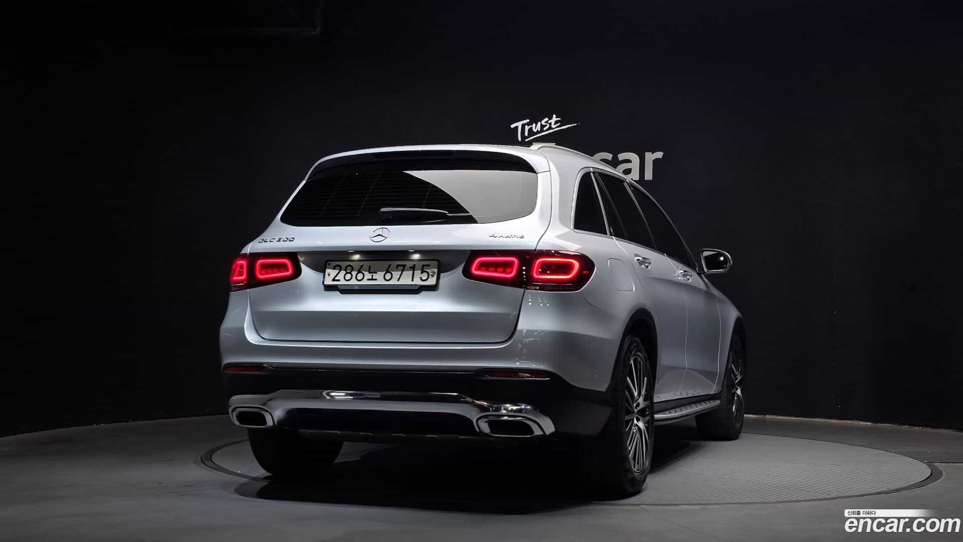 GLC-Class Mercedes-Benz 2020.5-OUTER-004