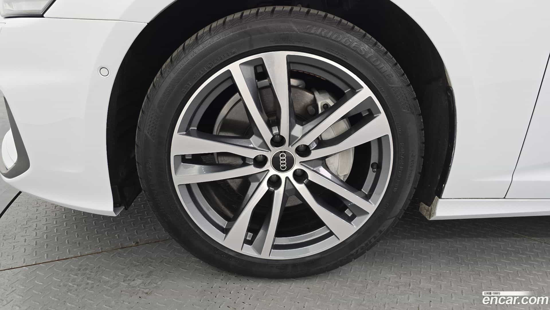 A6 Audi 2022.11-OUTER-005