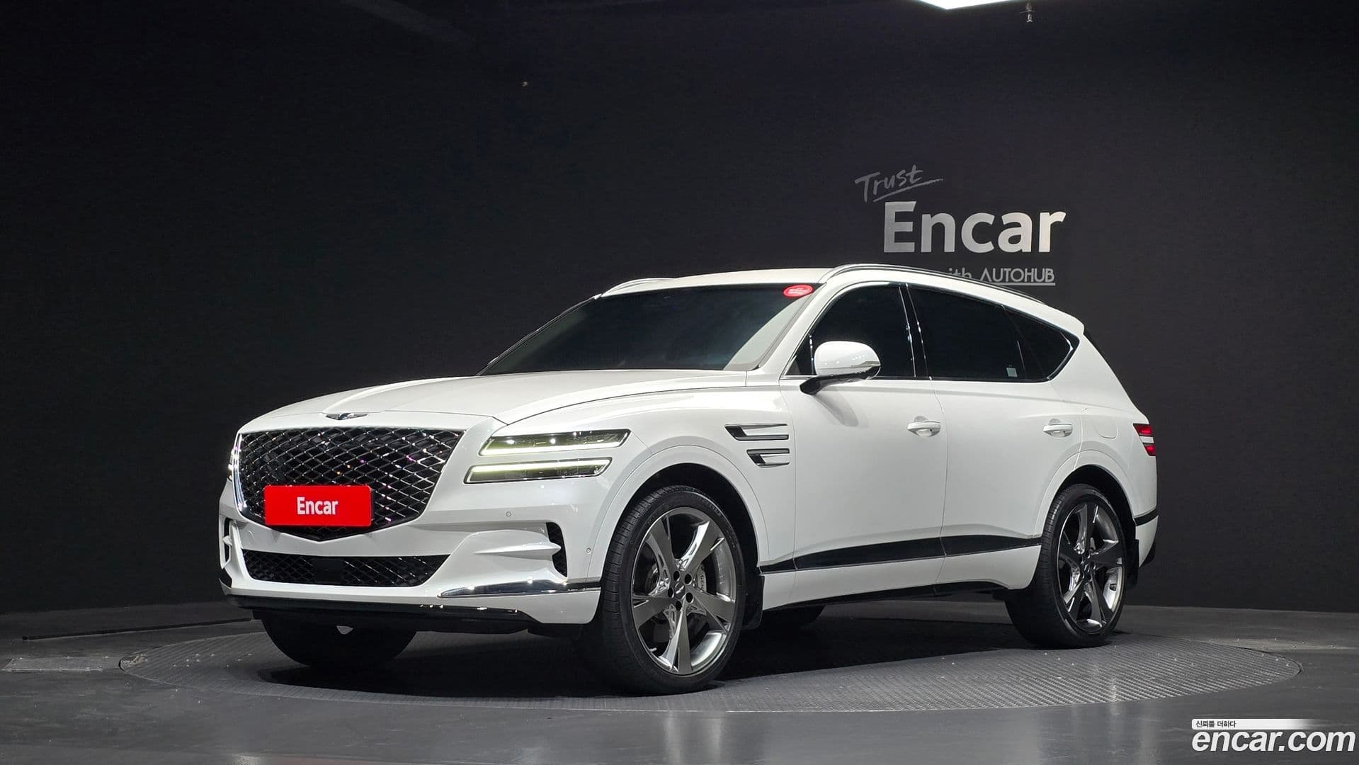 Main__Slider__Photo:GV80 Genesis 2022.6-0
