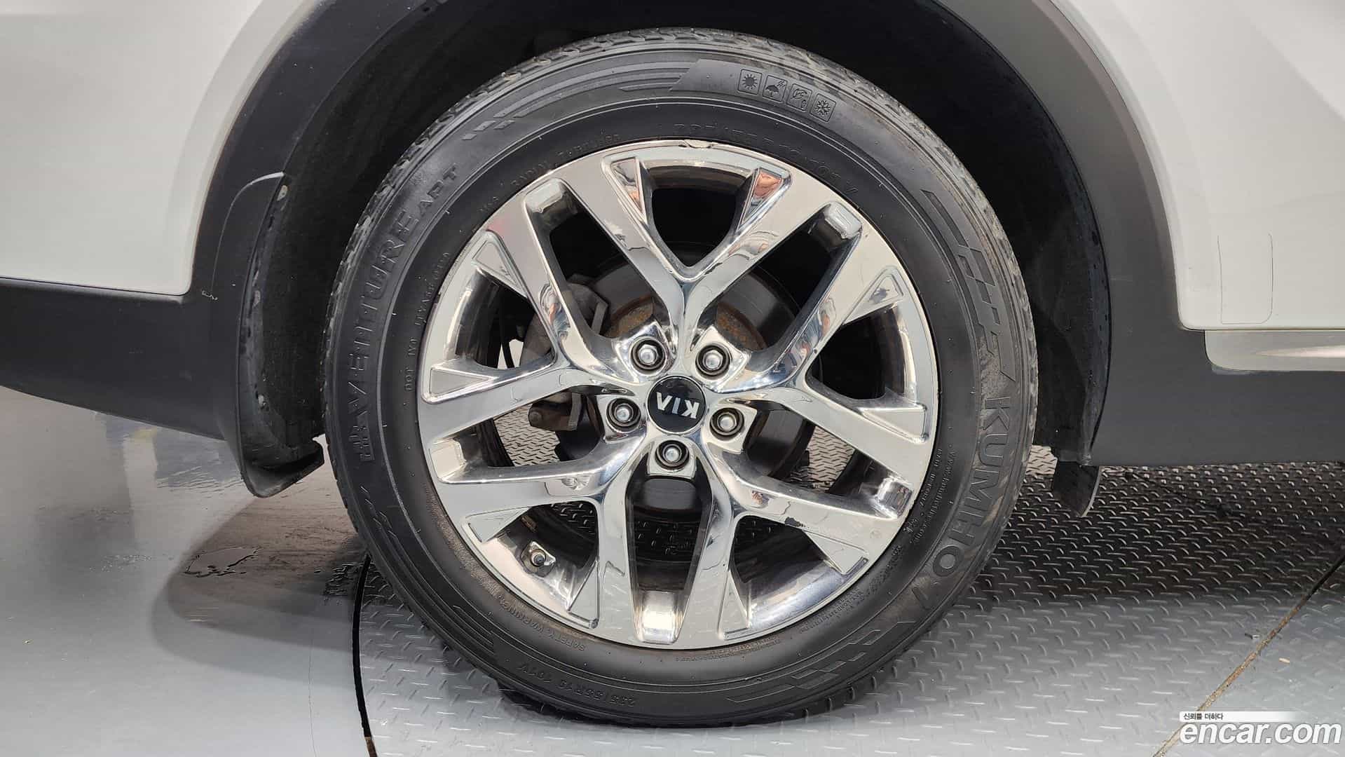 Sorento Kia 2019.3-OUTER-005
