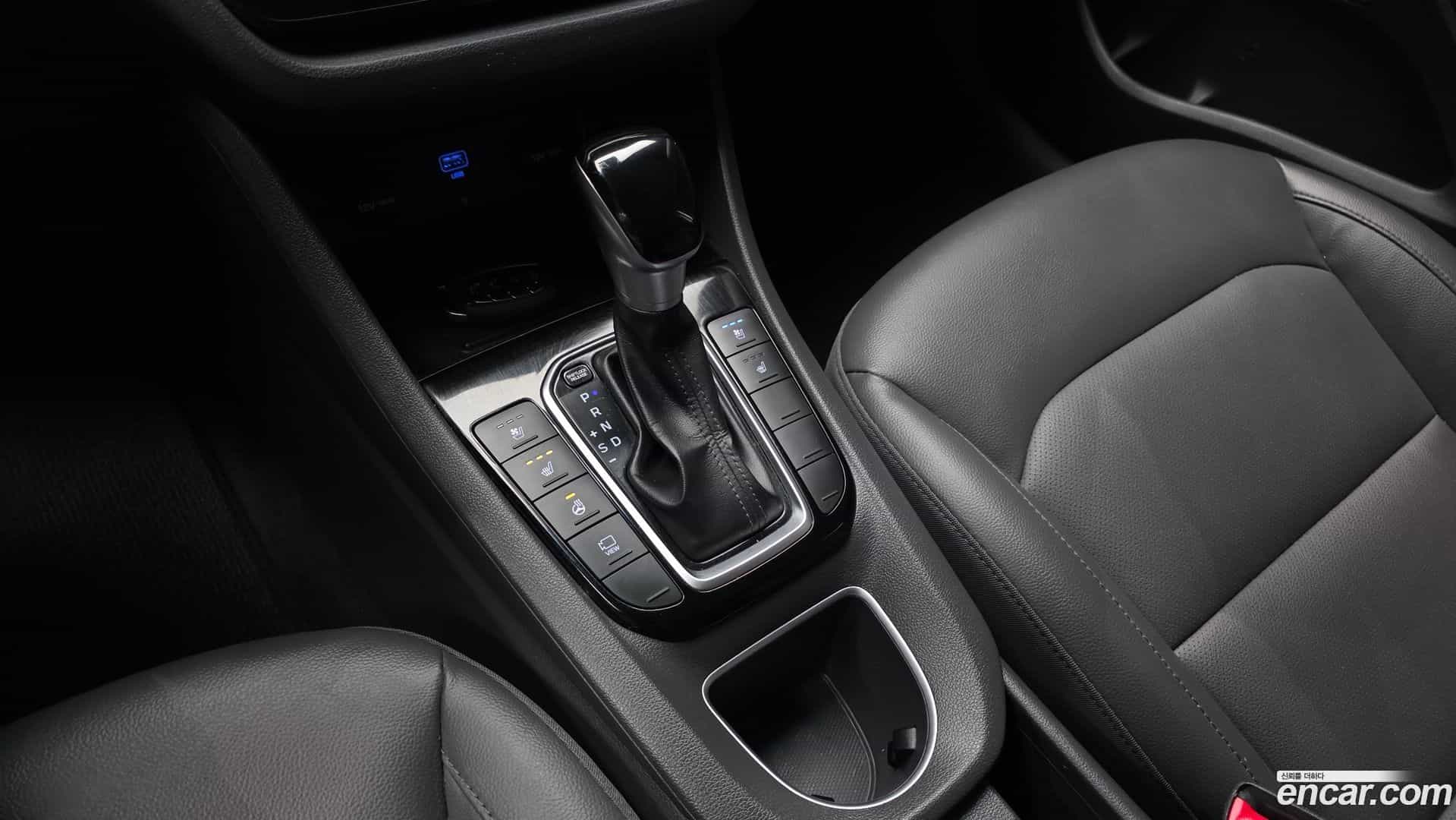 Ioniq Hyundai 2019.11-INNER-009