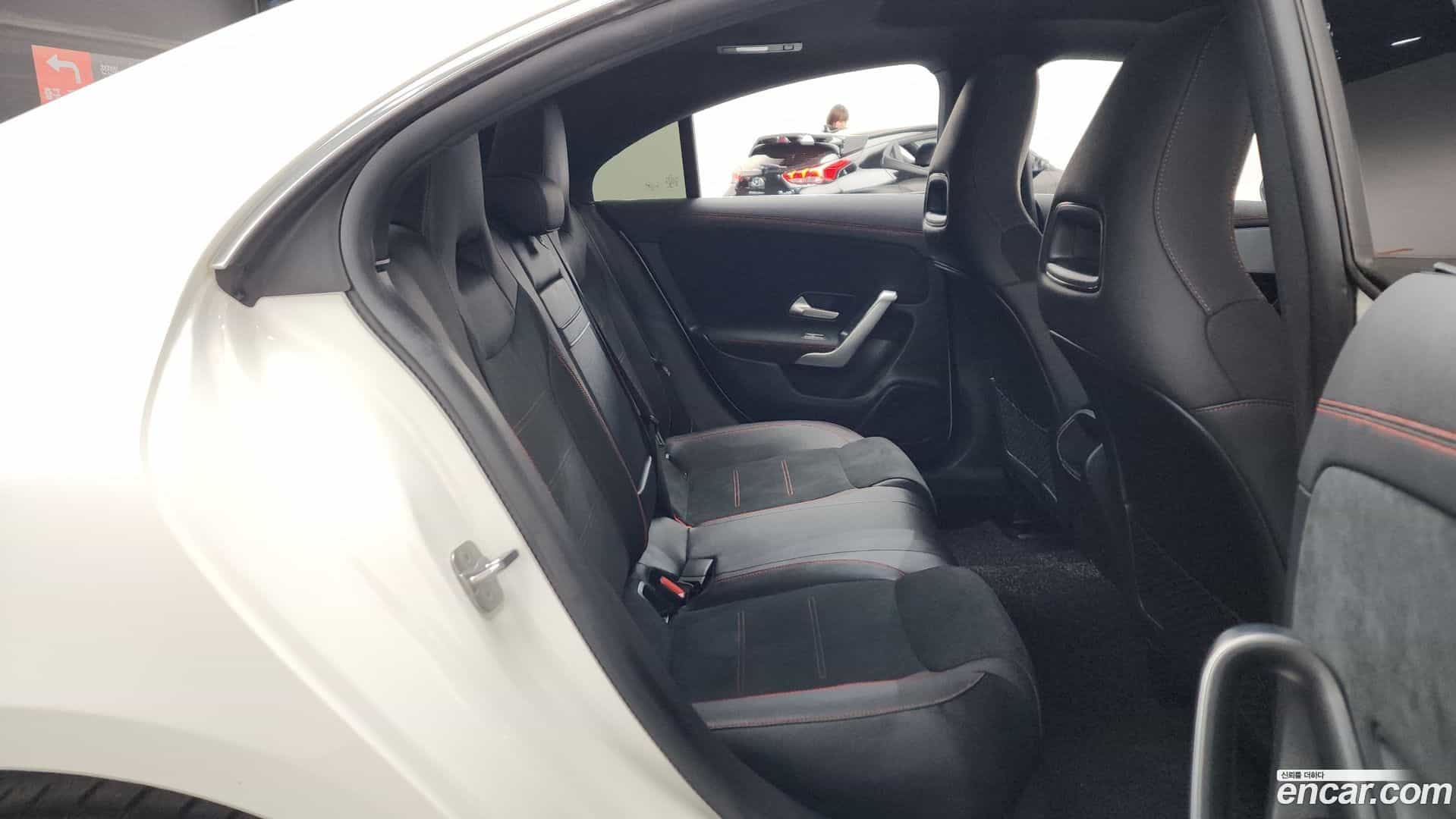 CLA-Class Mercedes-Benz 2022.11-OPTION-016
