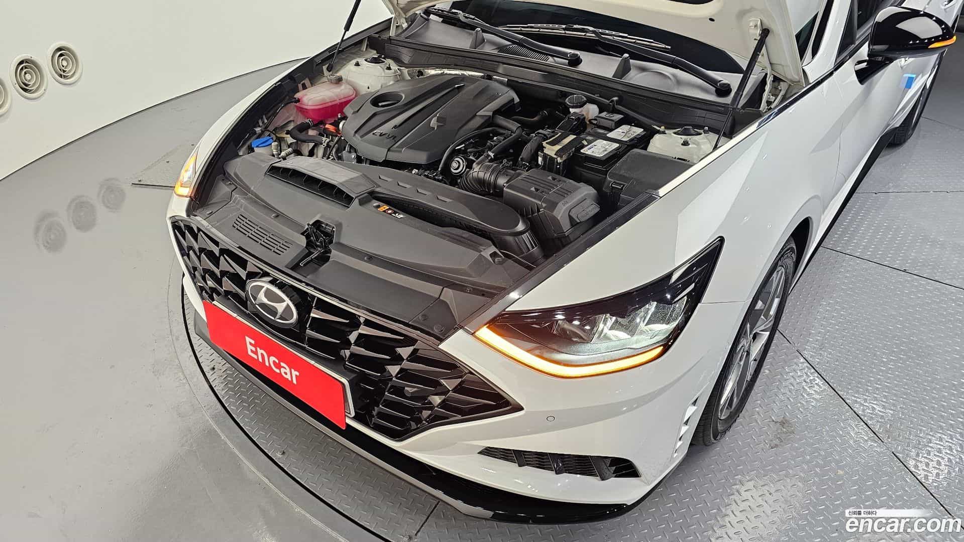 Sonata Hyundai 2022.2-INNER-006