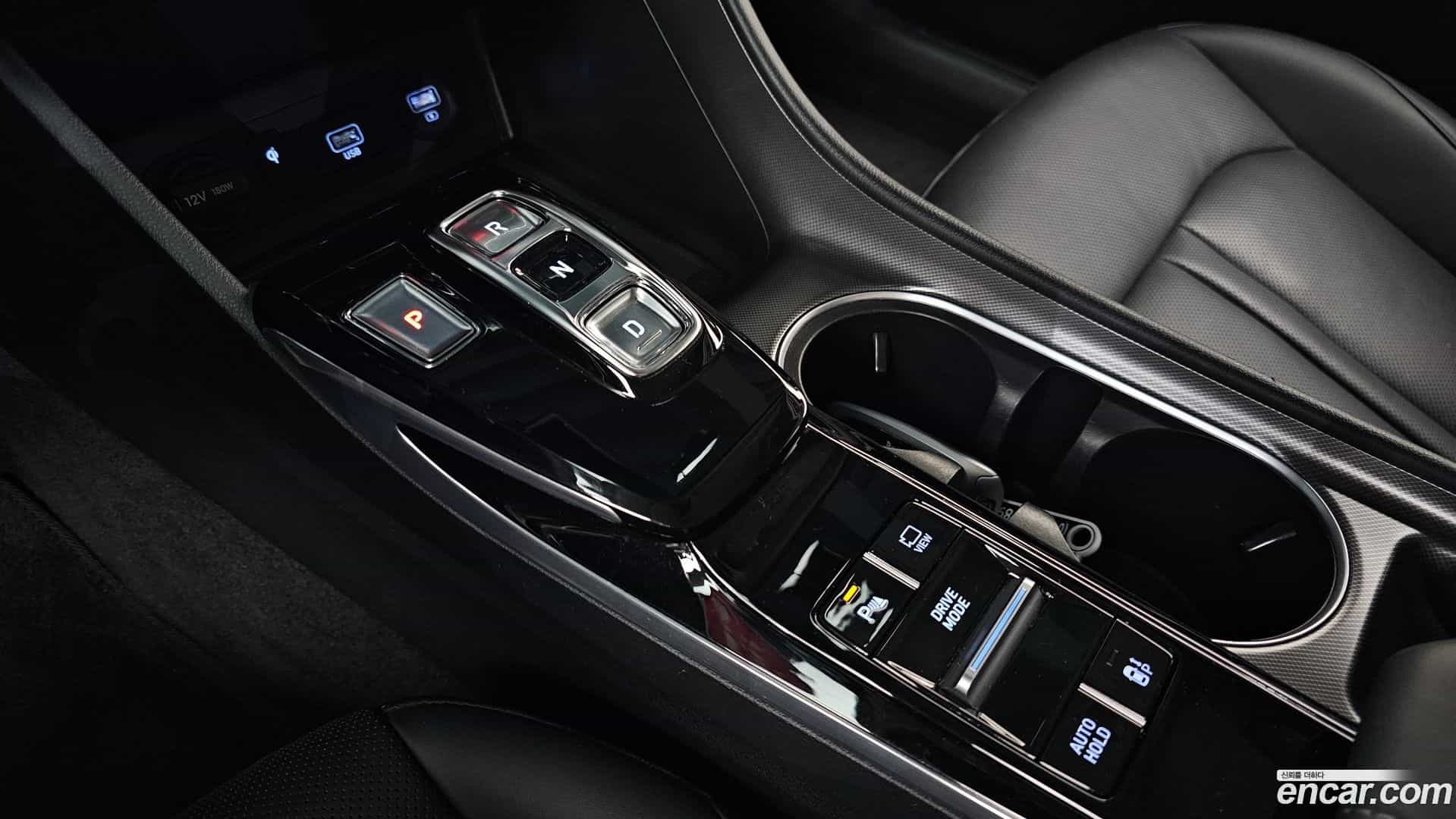 Sonata Hyundai 2022.2-INNER-009