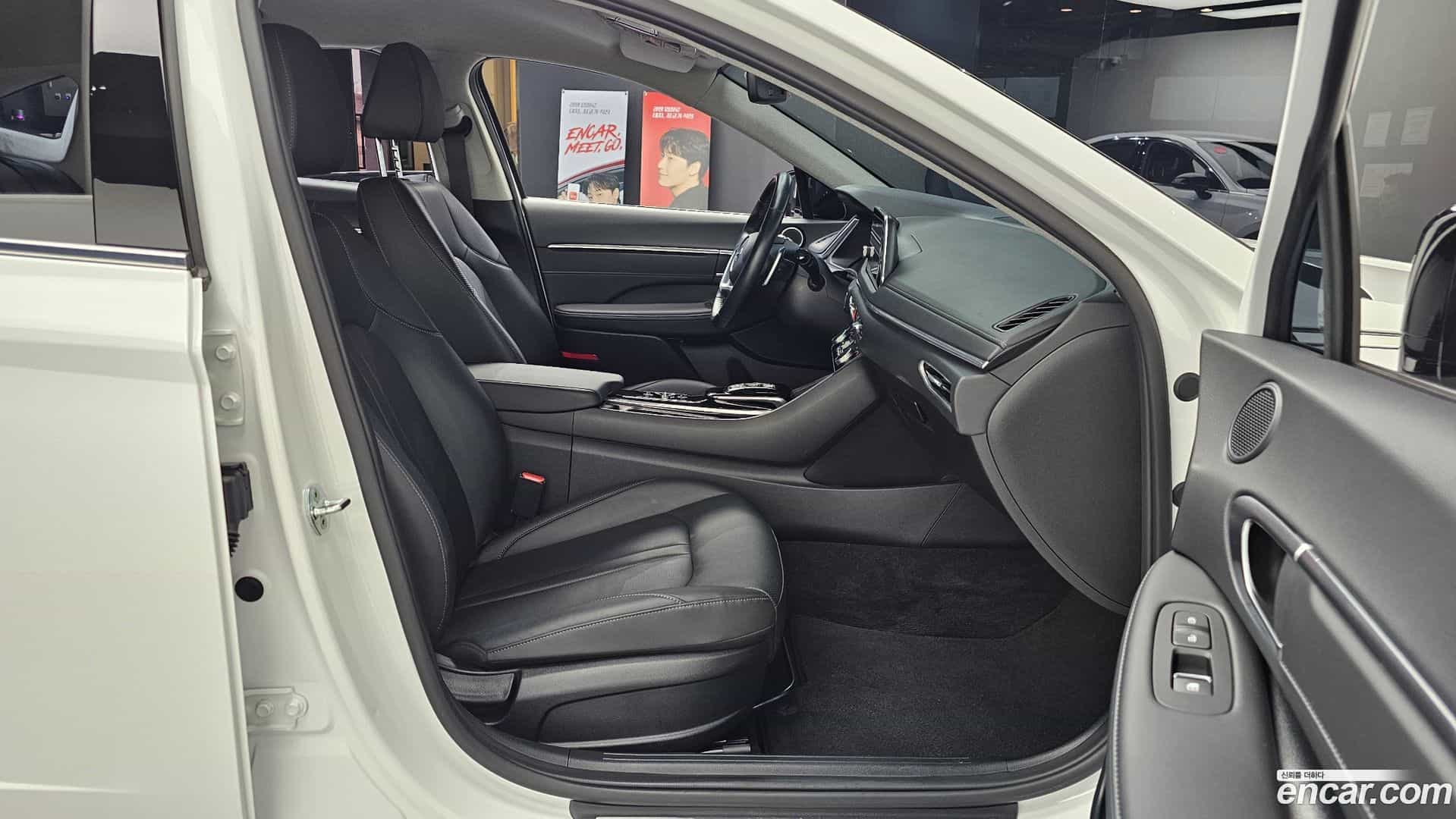 Sonata Hyundai 2022.2-OPTION-016