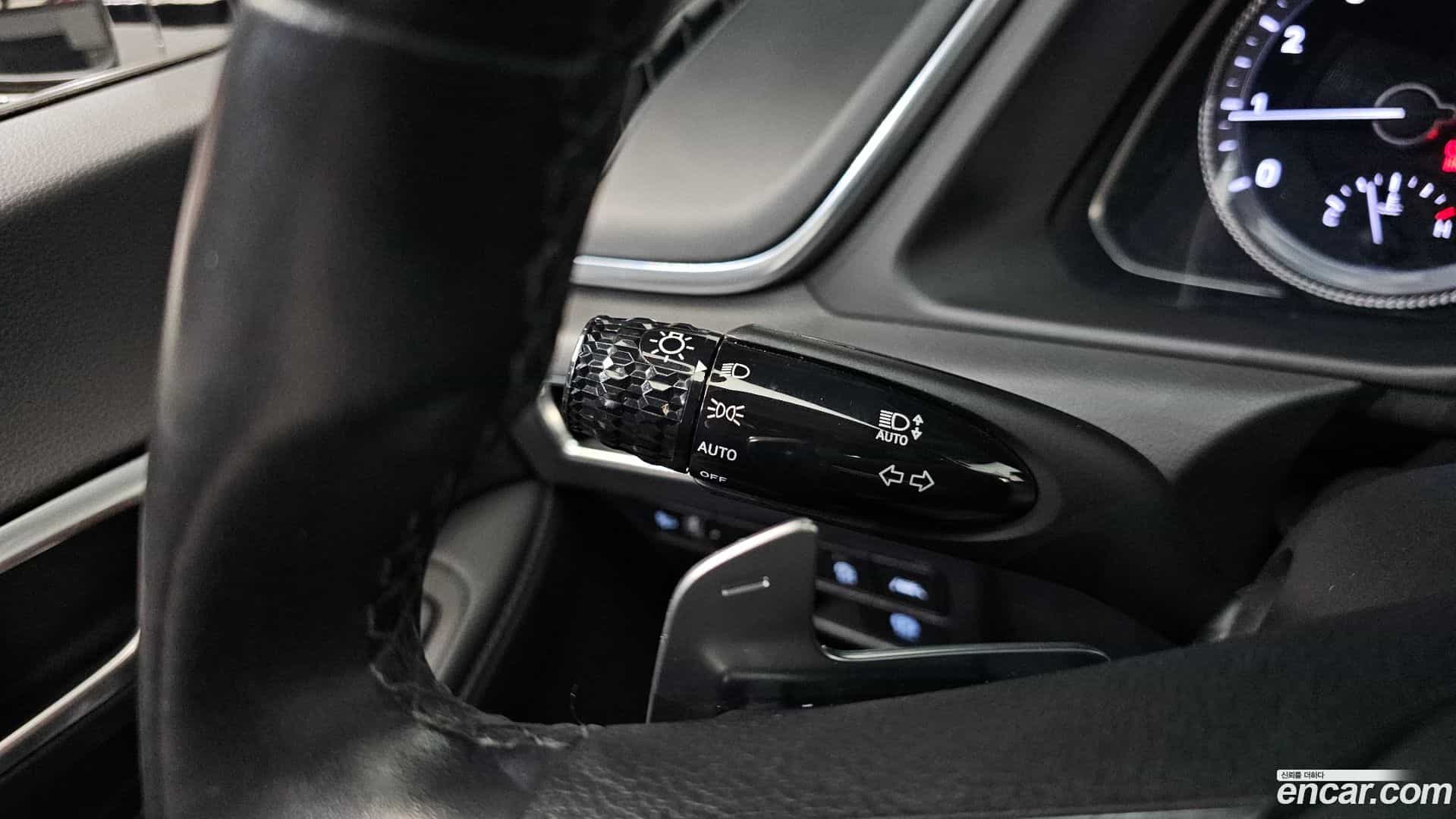 Sonata Hyundai 2022.2-OPTION-019