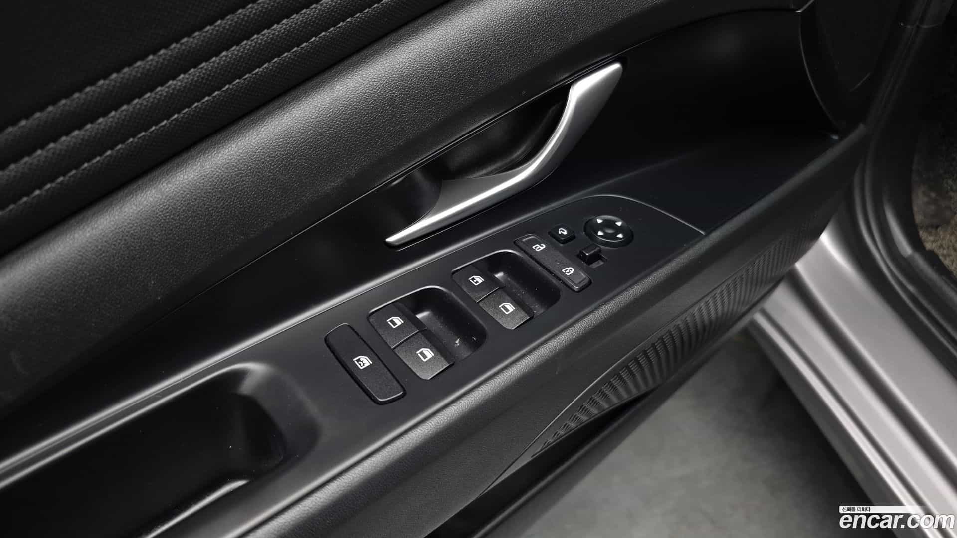 AVANTE Hyundai 2020.5-OPTION-023
