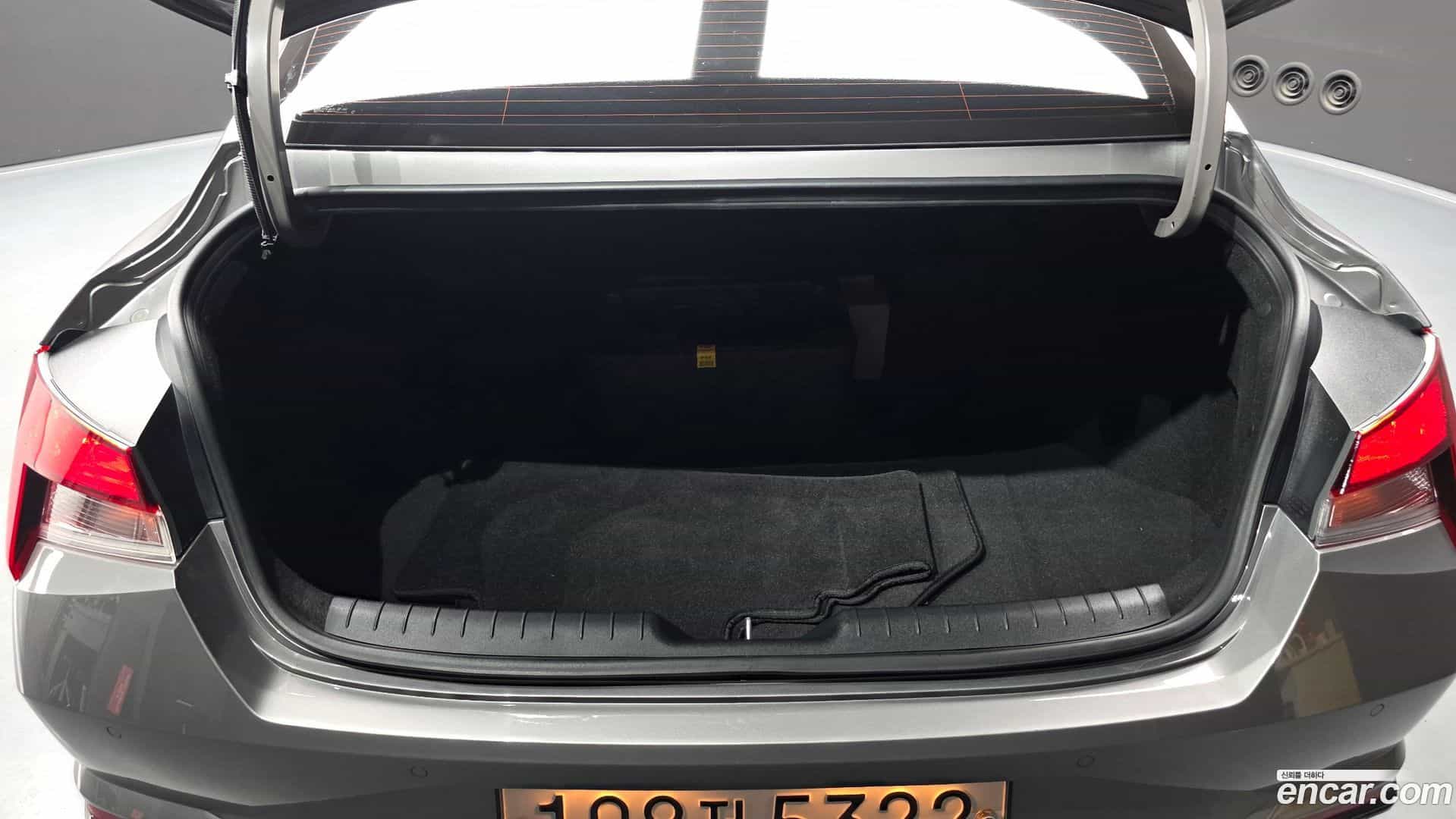 AVANTE Hyundai 2020.5-OPTION-024