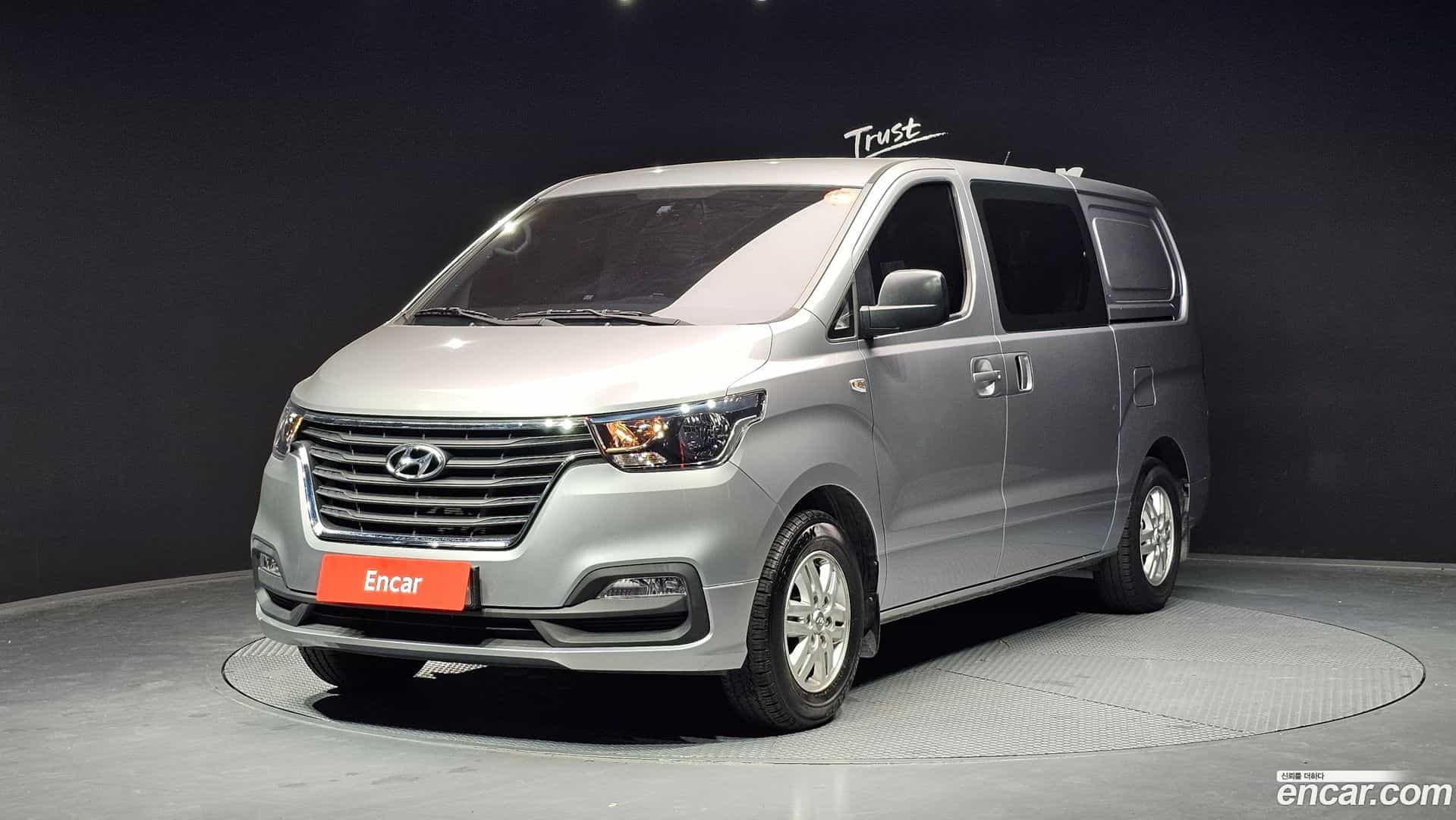 Starex Hyundai 2020.6-OUTER-001