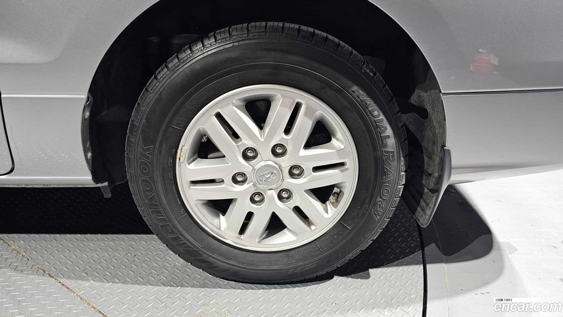 Starex Hyundai 2020.6-OUTER-005