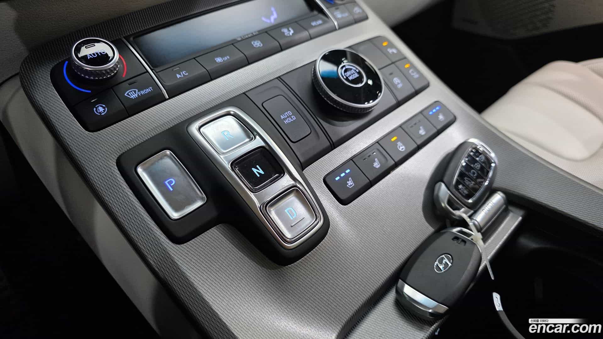 Palisade Hyundai 2020.3-INNER-009