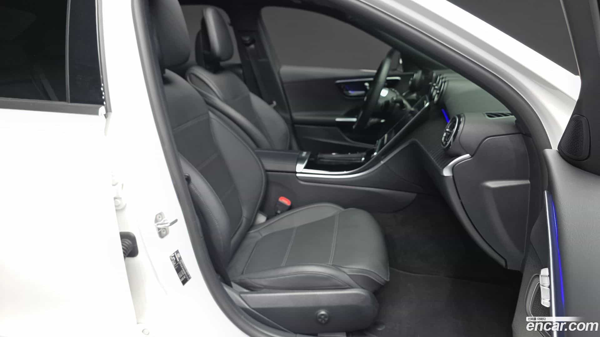 C-Class Mercedes-Benz 2023.11-OPTION-015