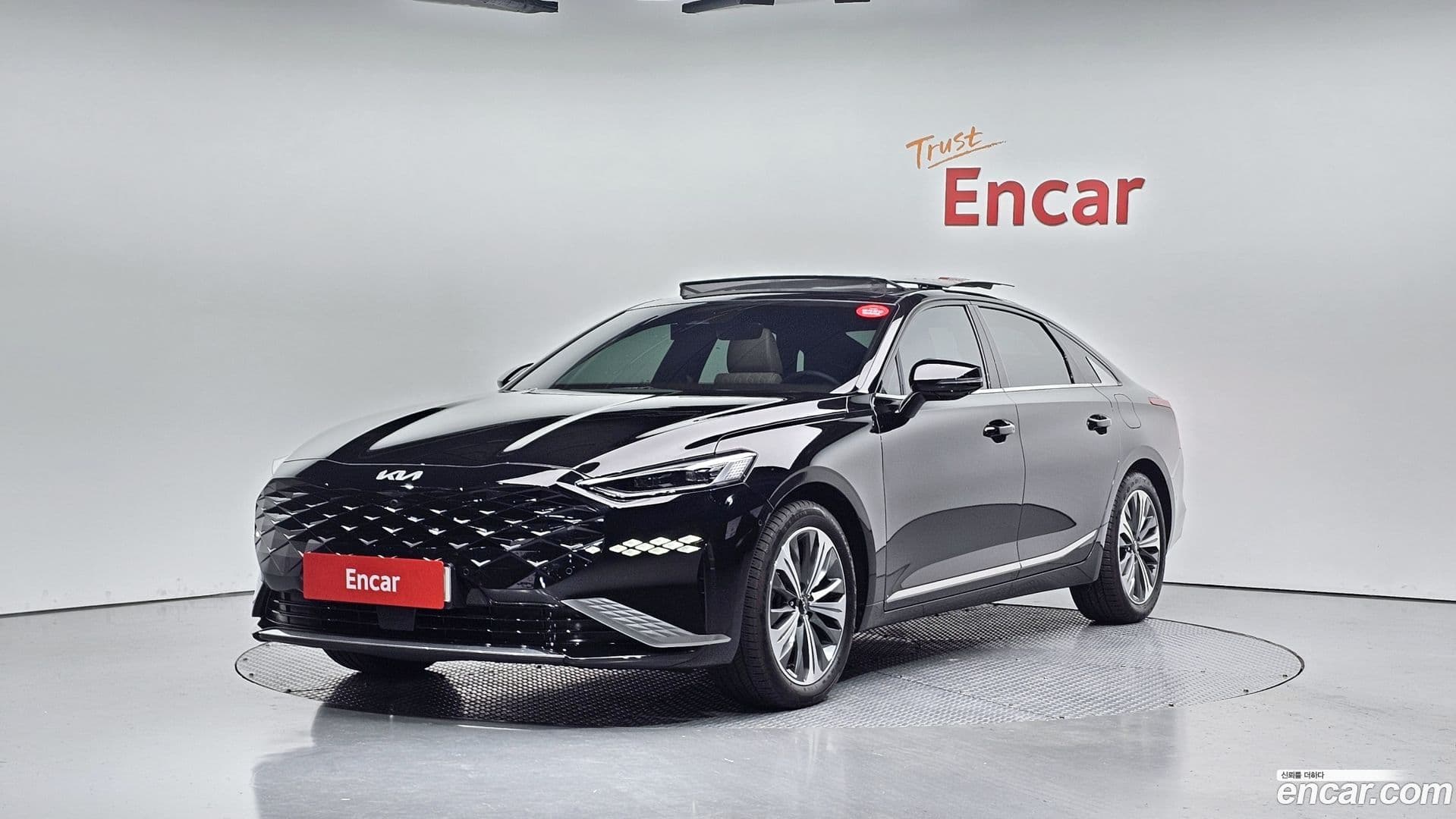 Main__Slider__Photo:K8 Kia 2024.1-0