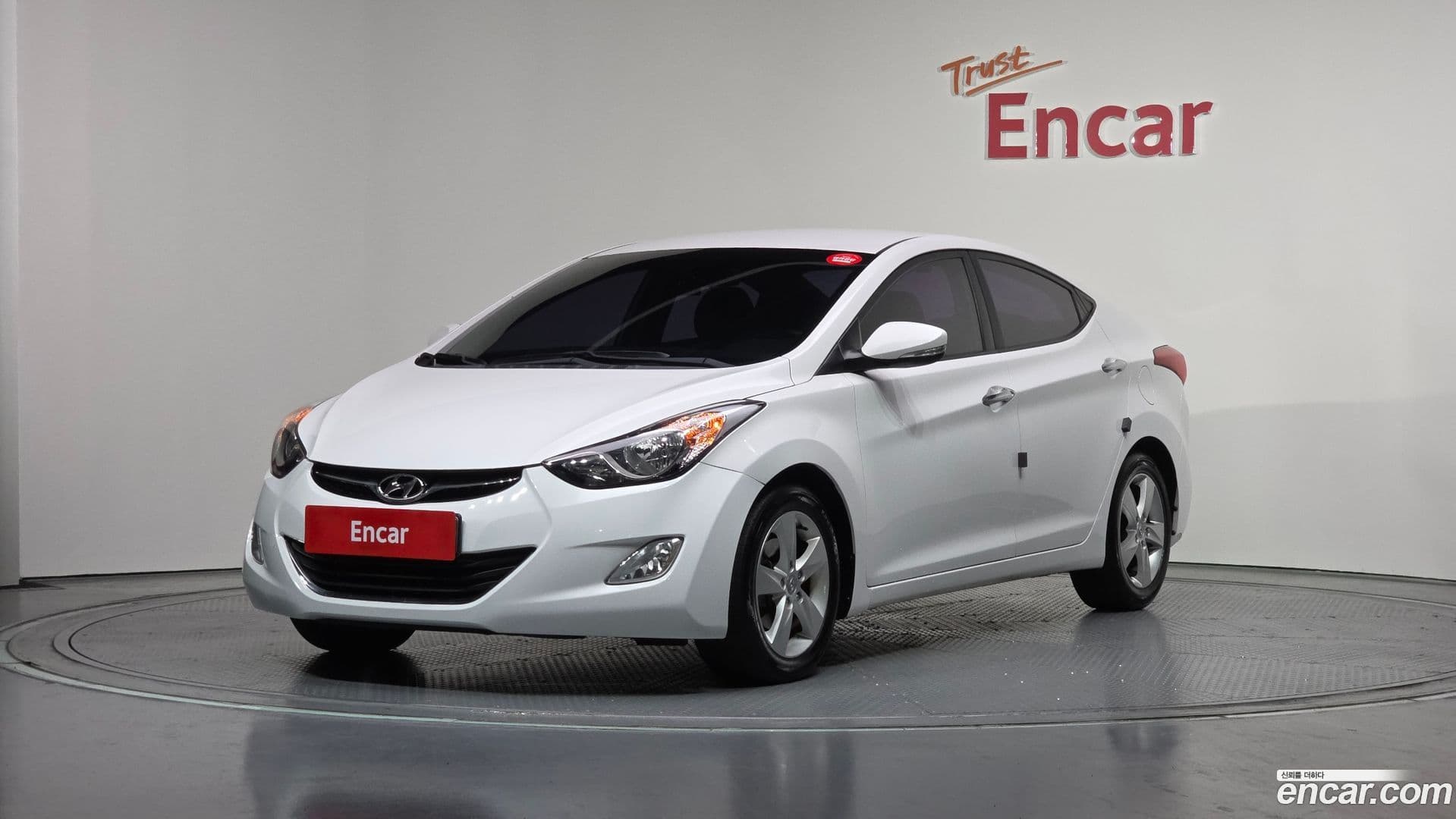 Main__Slider__Photo:AVANTE Hyundai 2012.11-0