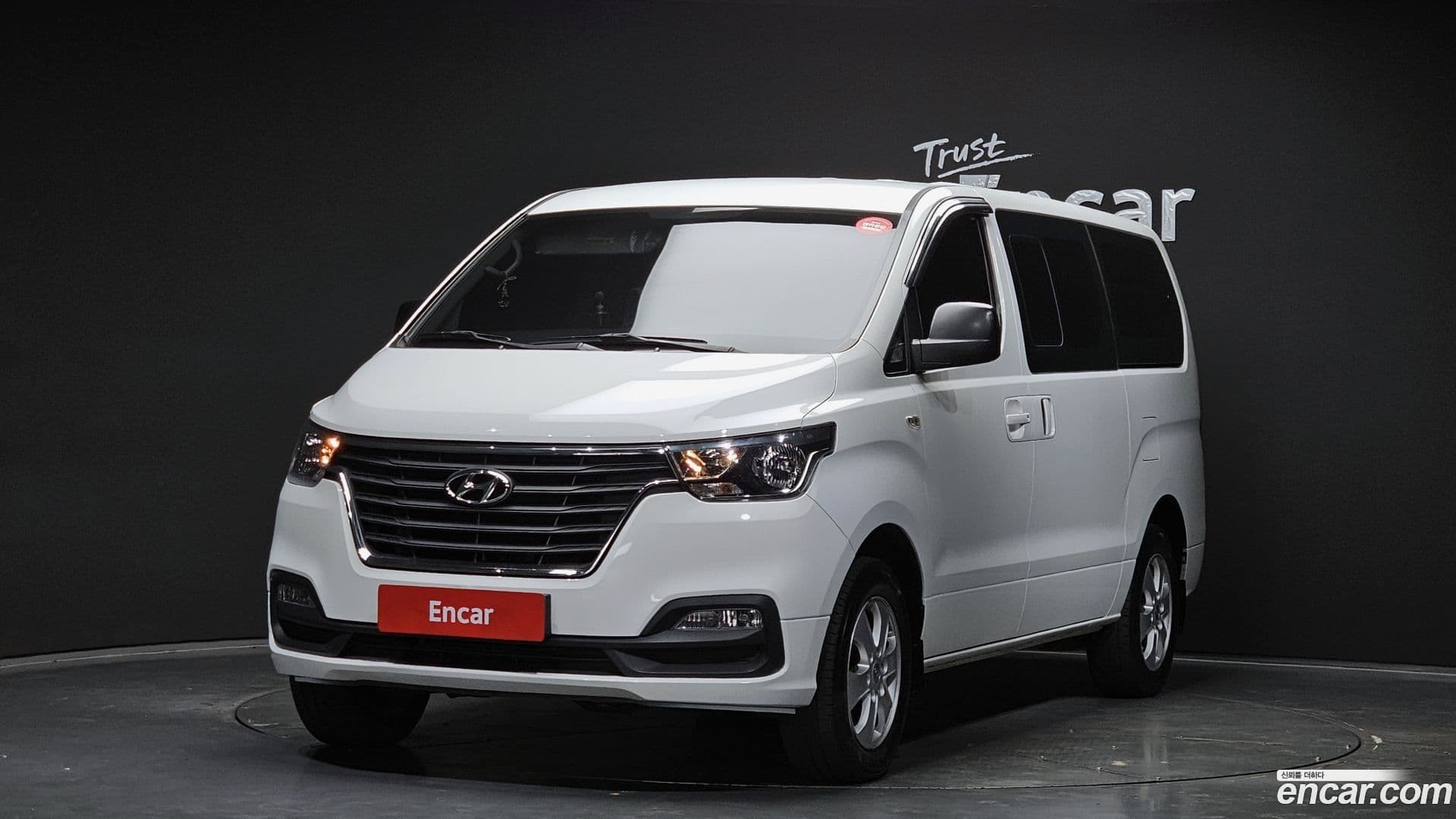 Main__Slider__Photo:Starex Hyundai 2020.10-0