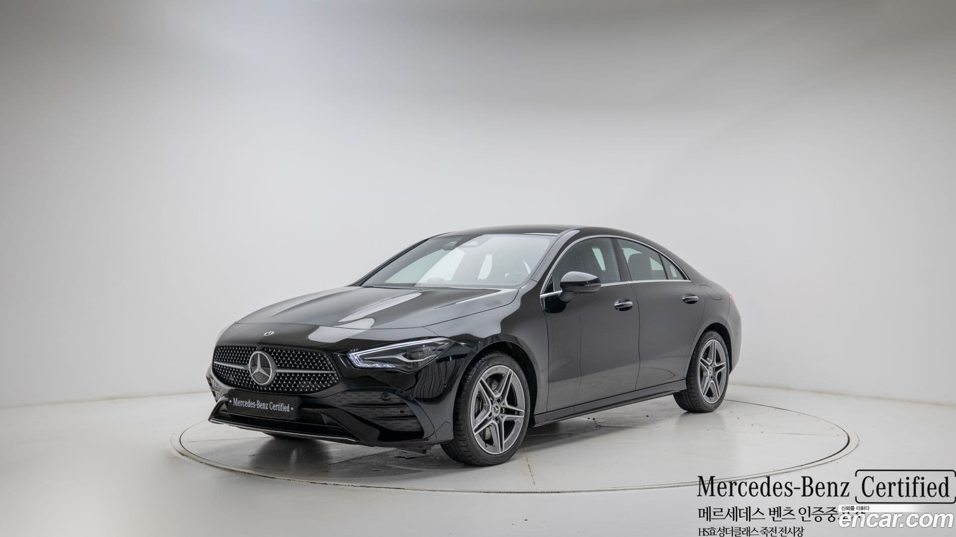 Main__Slider__Photo:CLA-Class Mercedes-Benz 2025.4-0