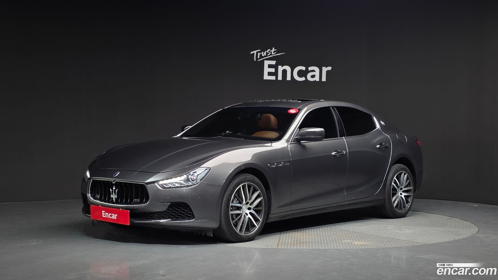 Main__Slider__Photo:Ghibli Maserati 2015.6-0