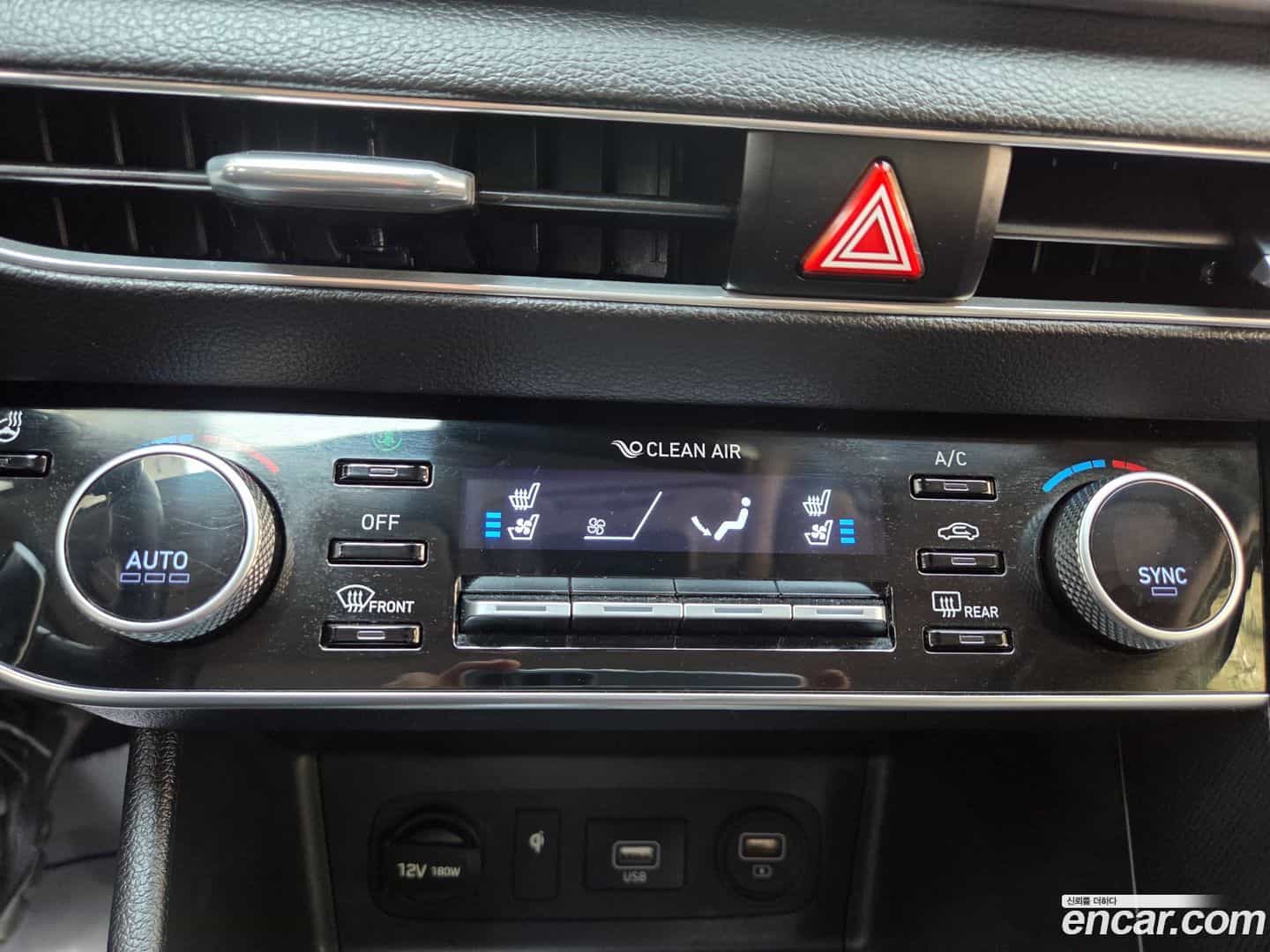 Sonata Hyundai 2019.4-INNER-008