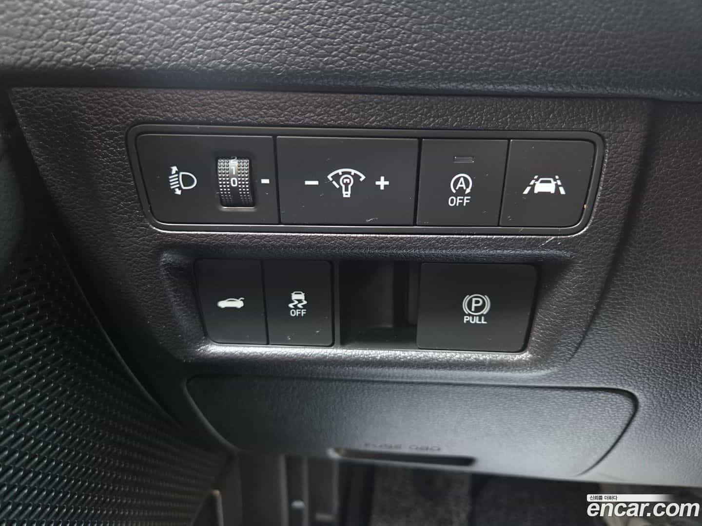 Sonata Hyundai 2019.4-OPTION-016