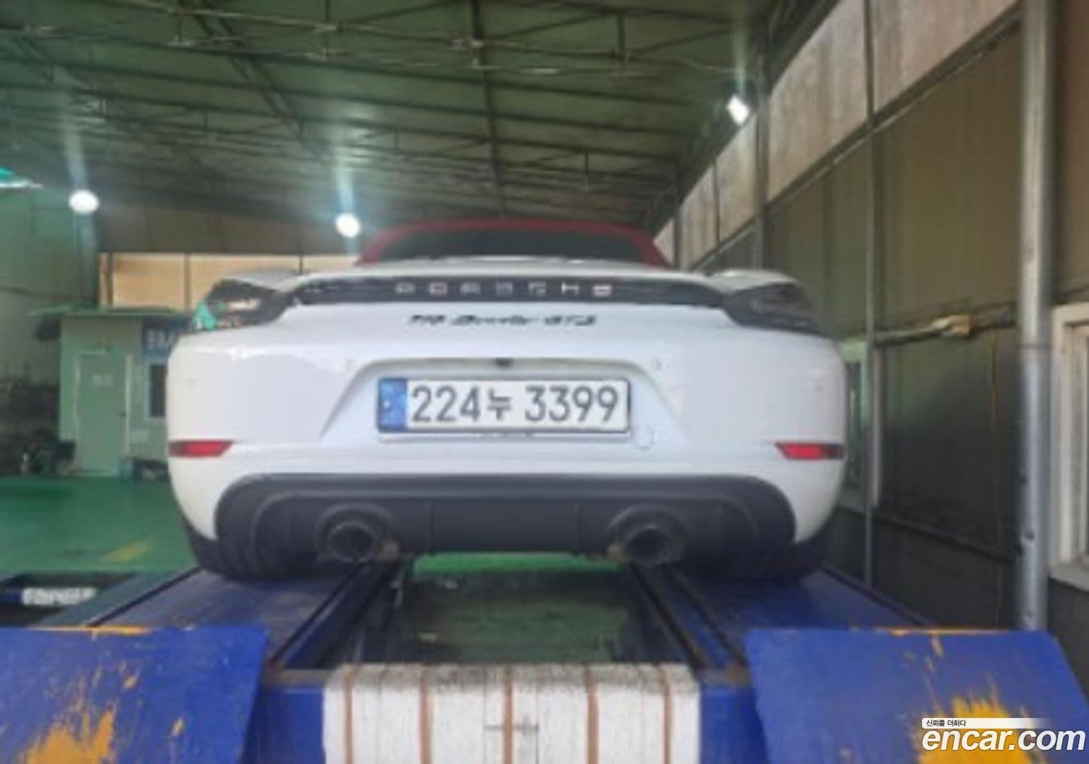 Main__Slider__Photo:718 Porsche 2021.3-1