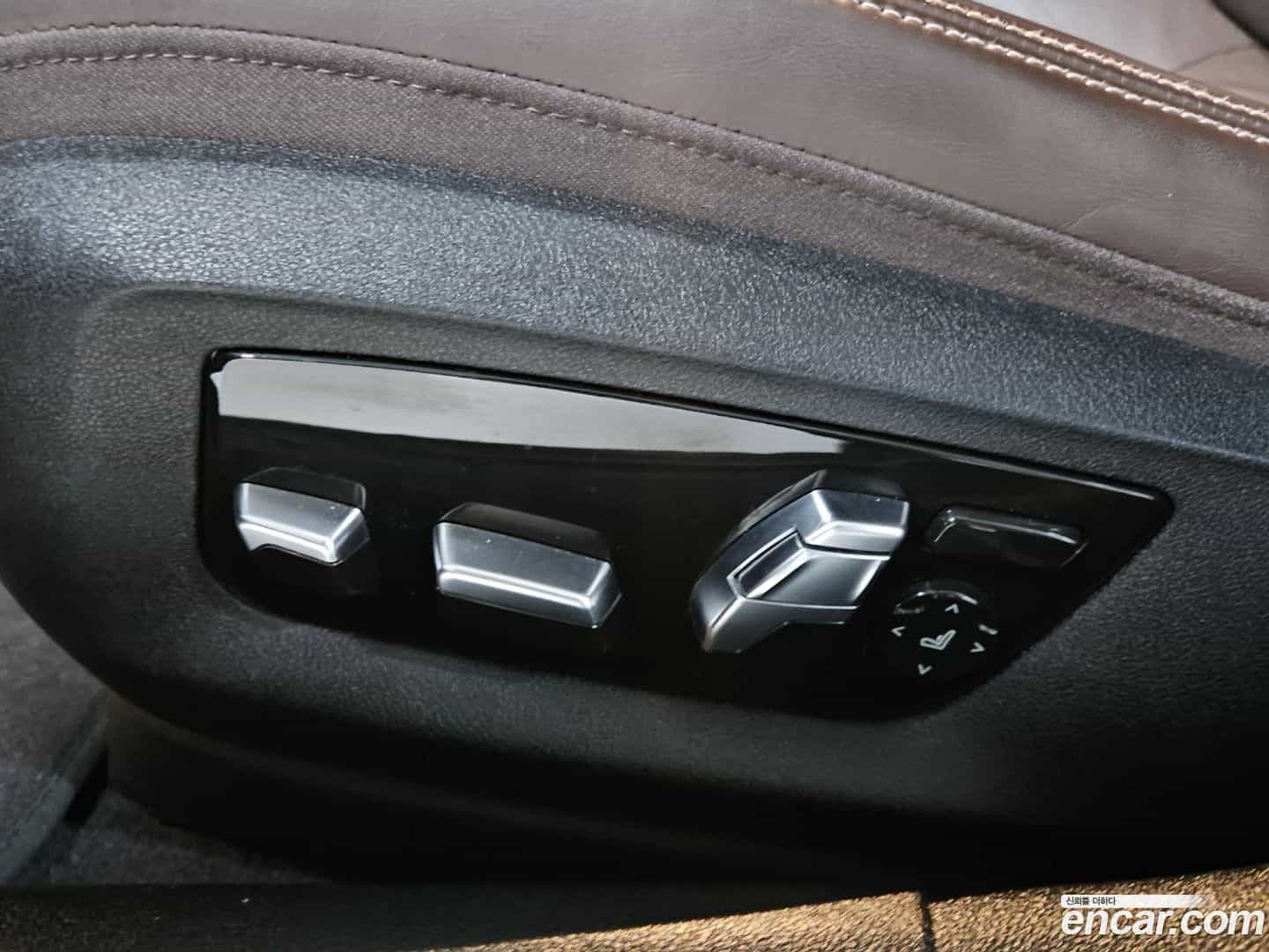 5-Series BMW 2022.0-OPTION-018