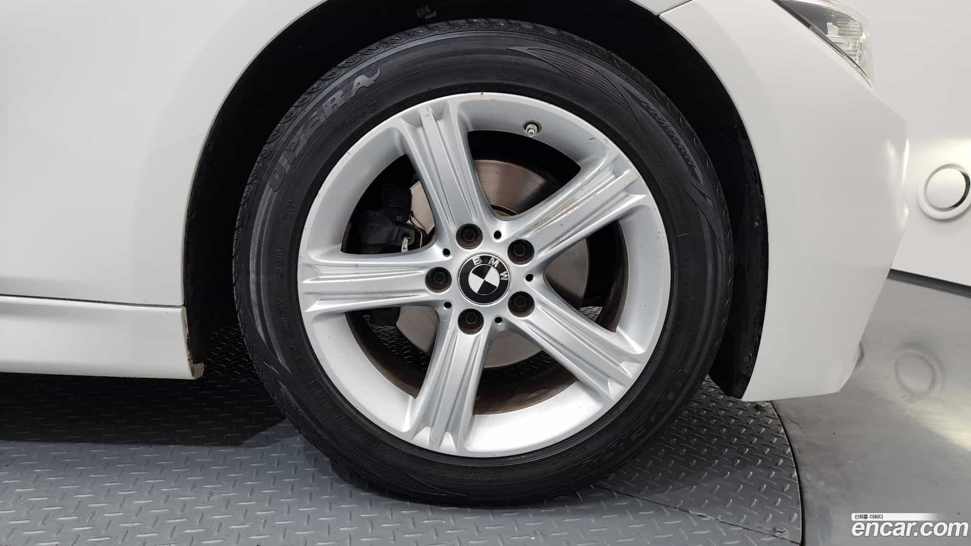 3-Series BMW 2018.11-OUTER-005