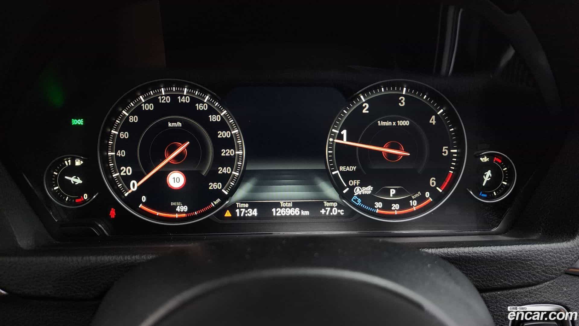3-Series BMW 2018.11-INNER-008