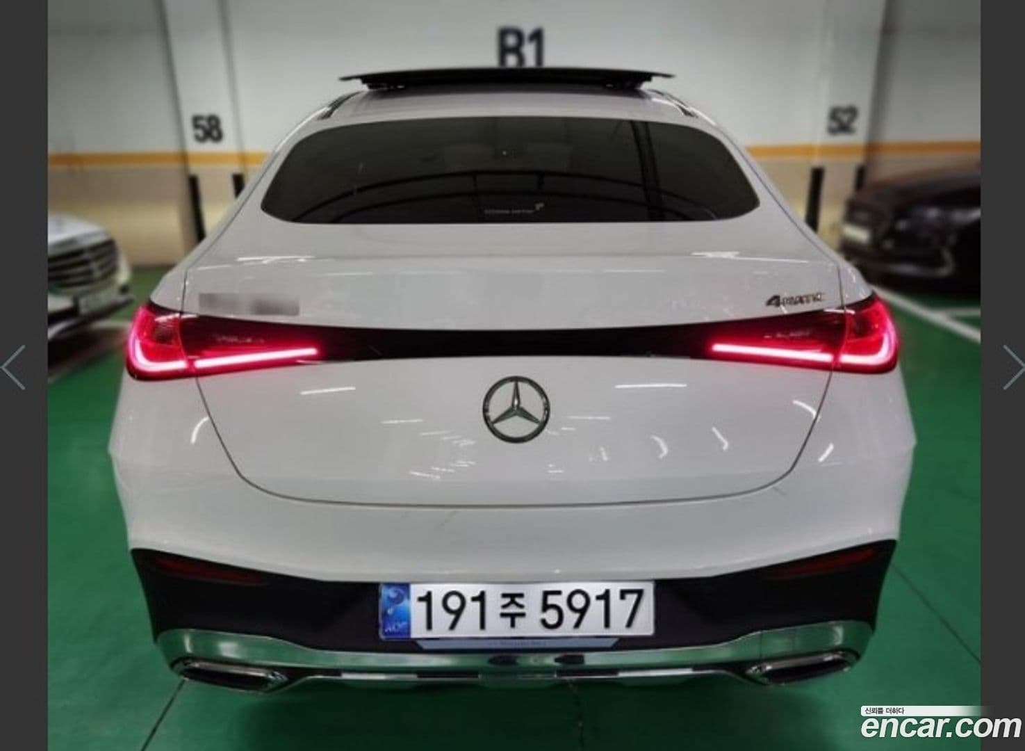 Main__Slider__Photo:GLC-Class Mercedes-Benz 2024.9-2