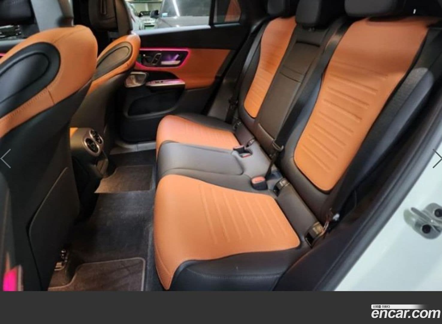 Main__Slider__Photo:GLC-Class Mercedes-Benz 2024.9-8