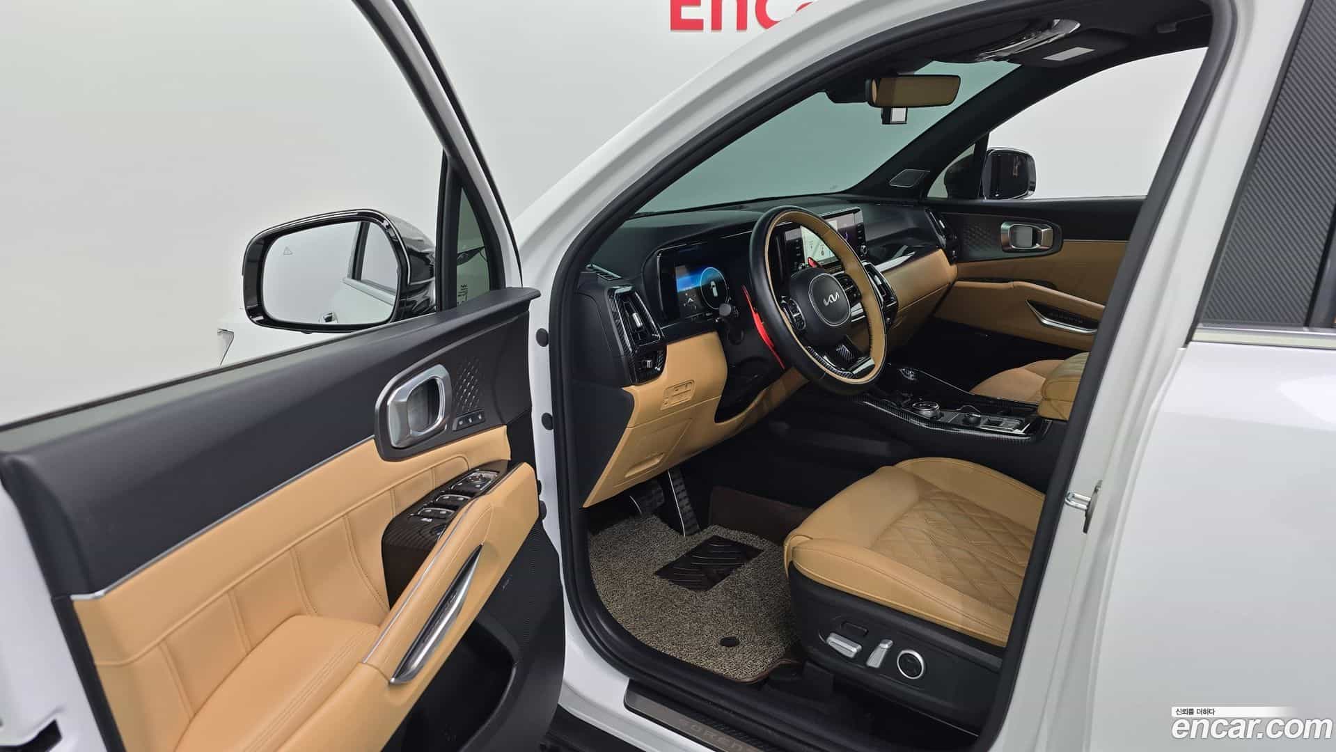 Sorento Kia 2023.2-INNER-010