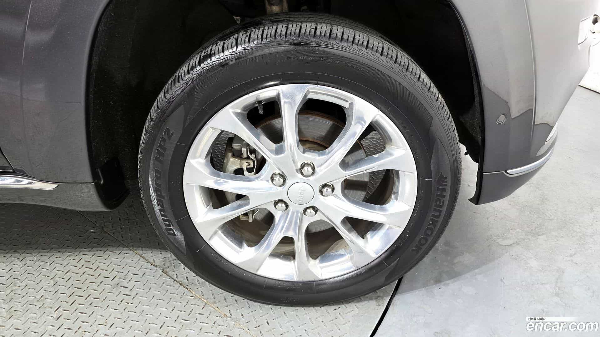 Cherokee Jeep 2019.6-OUTER-005