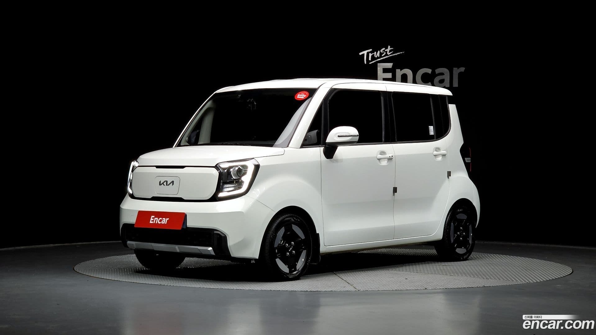 Main__Slider__Photo:RAY Kia 2024.10-0