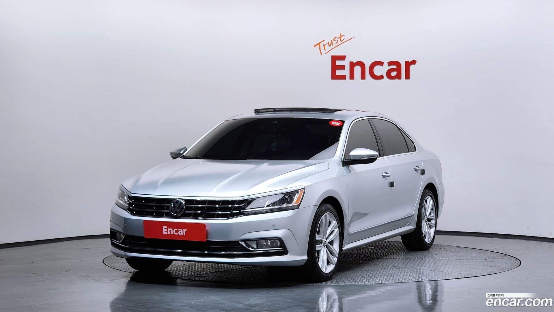 Main__Slider__Photo:Passat Volkswagen 2018.8-0