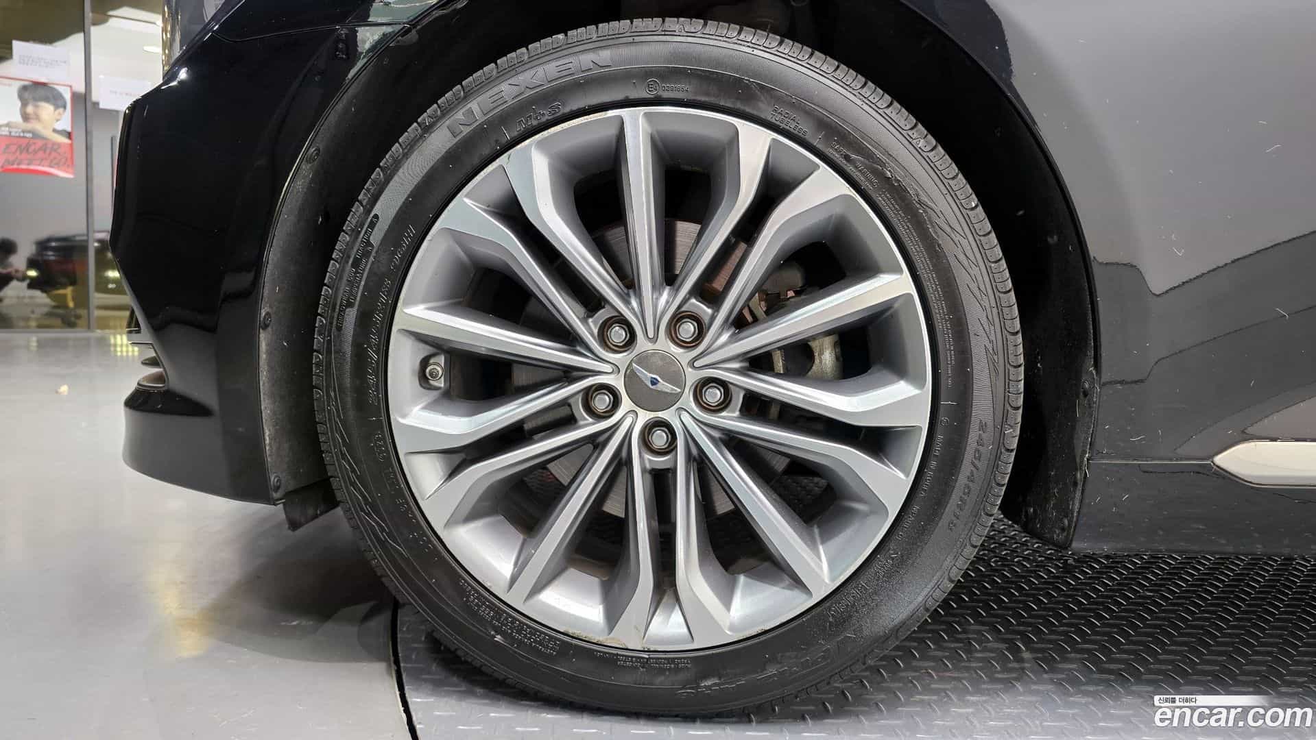 Genesis Hyundai 2016.0-OUTER-005