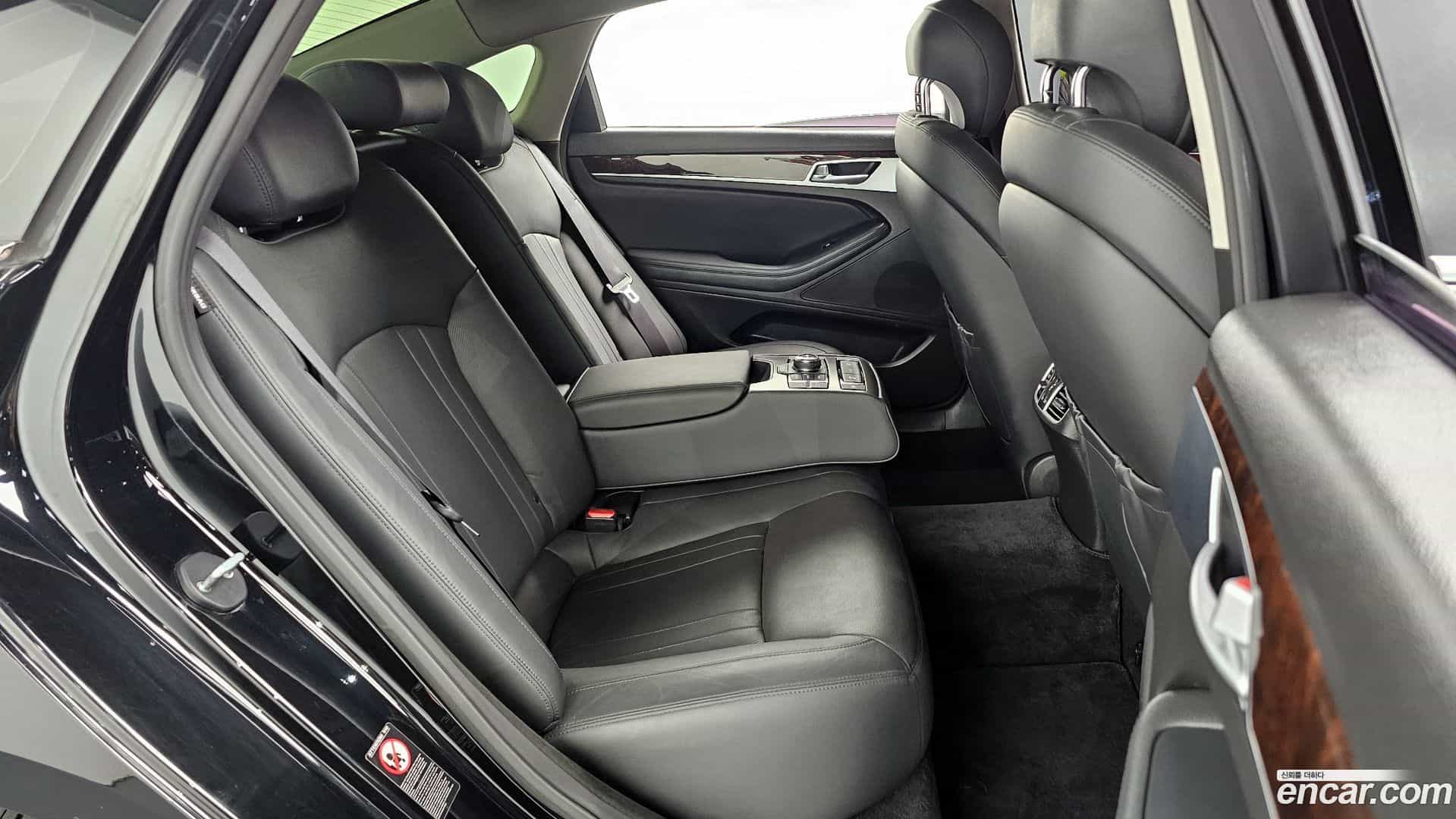 Genesis Hyundai 2016.0-OPTION-016