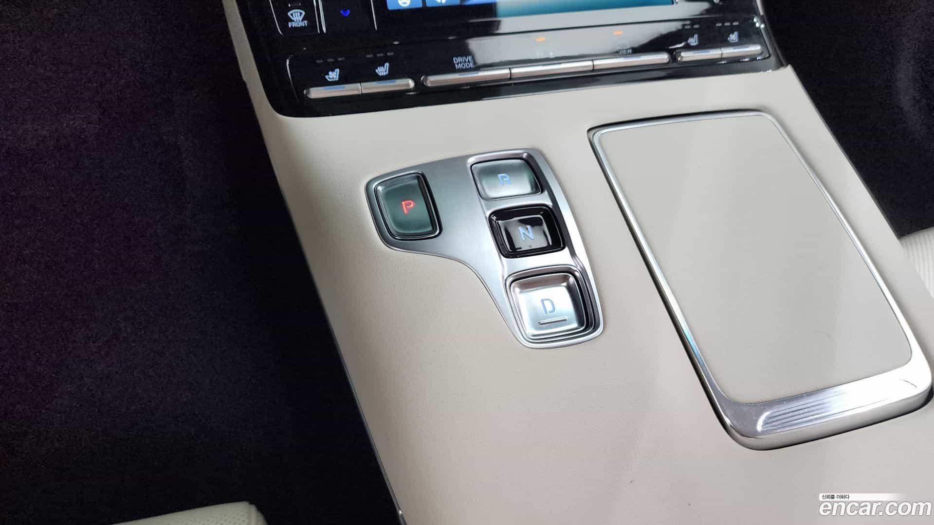 Grandeur Hyundai 2021.11-INNER-009