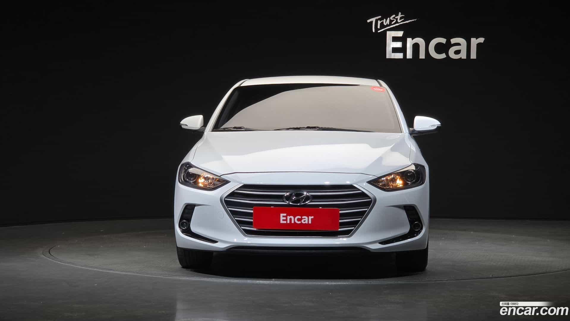 AVANTE Hyundai 2018.7-OUTER-003