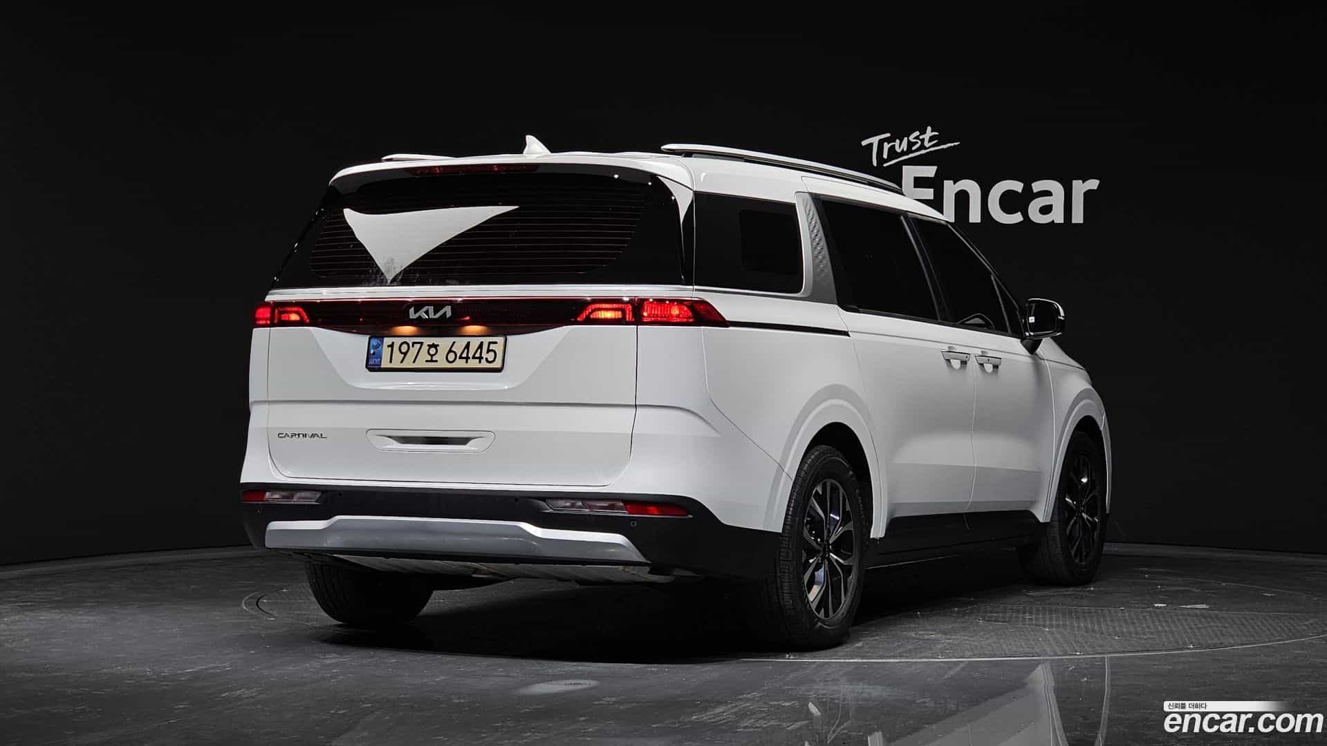 Canival Kia 2022.1-OUTER-002