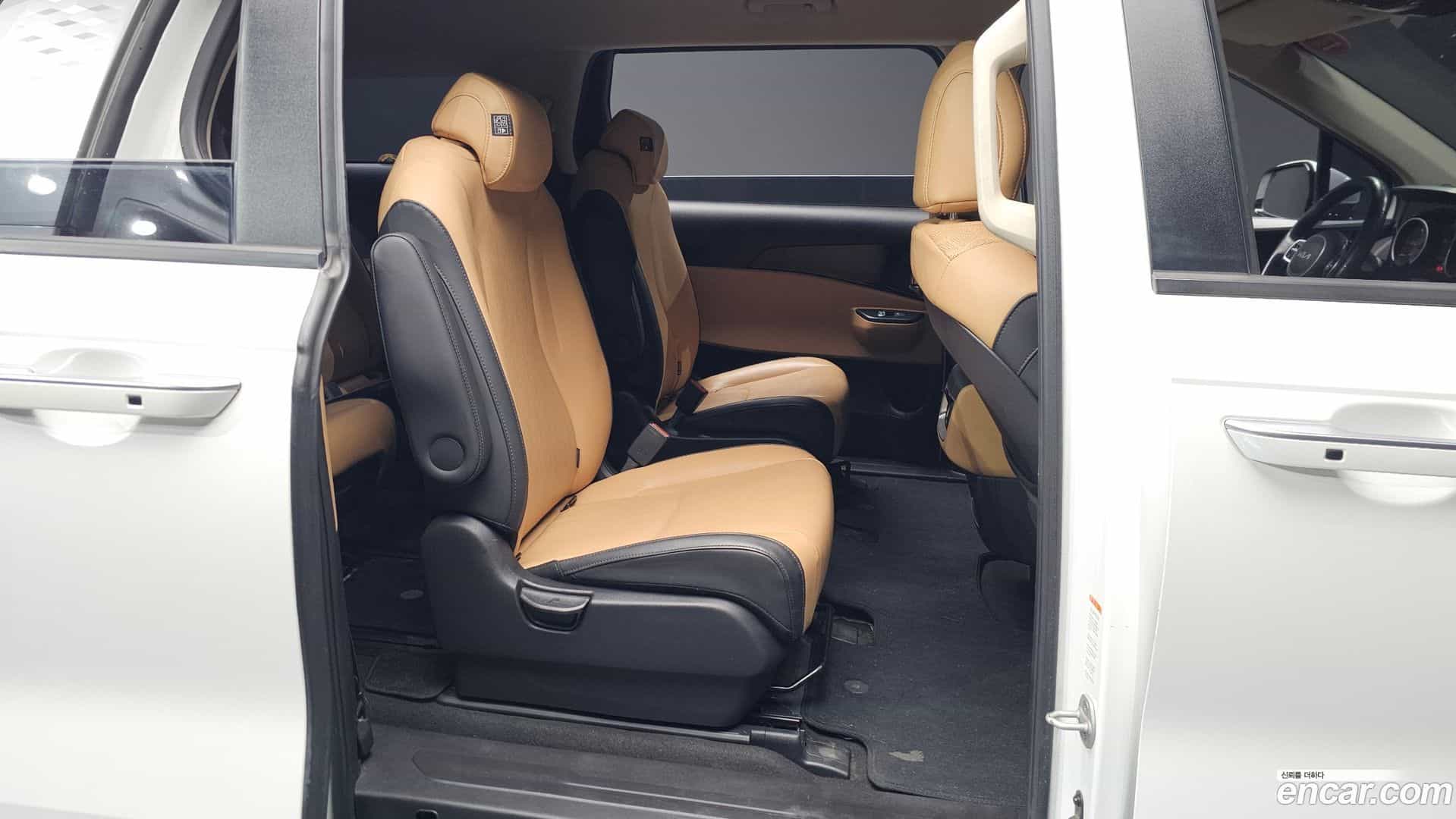 Canival Kia 2022.1-OPTION-016