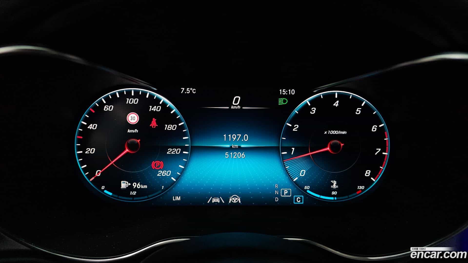 C-Class Mercedes-Benz 2021.1-INNER-008