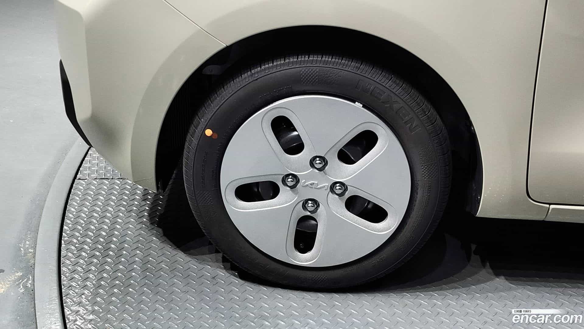 RAY Kia 2026.0-OUTER-005
