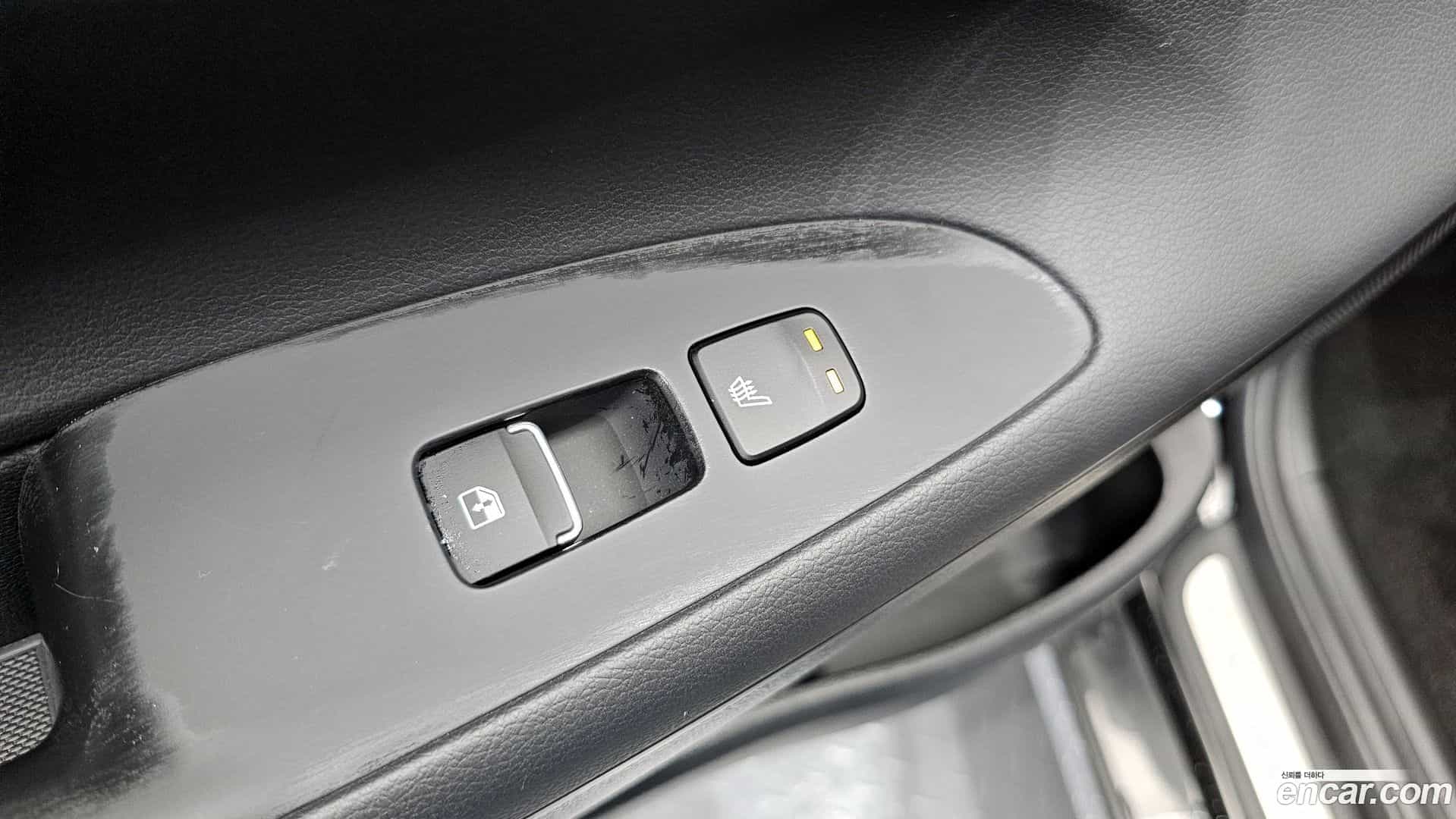 Grandeur Hyundai 2021.1-OPTION-022
