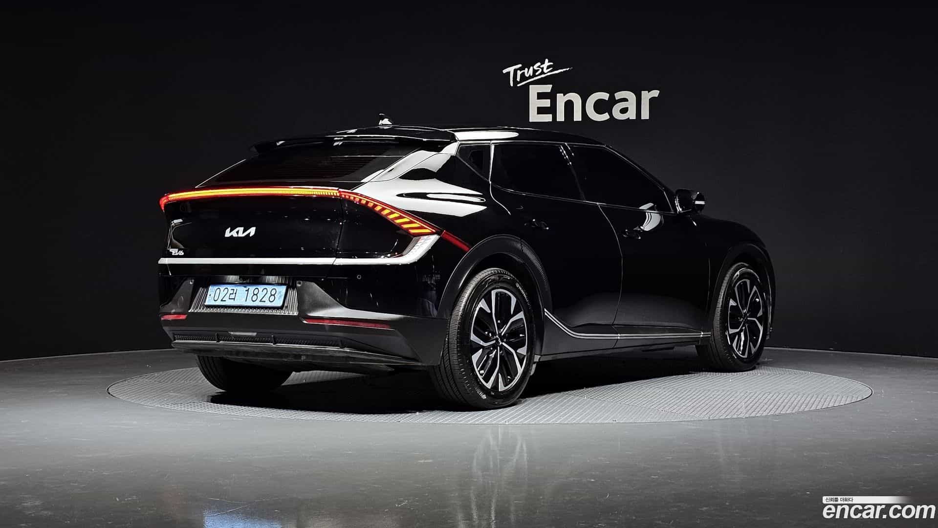 EV6 Kia 2021.11-OUTER-002