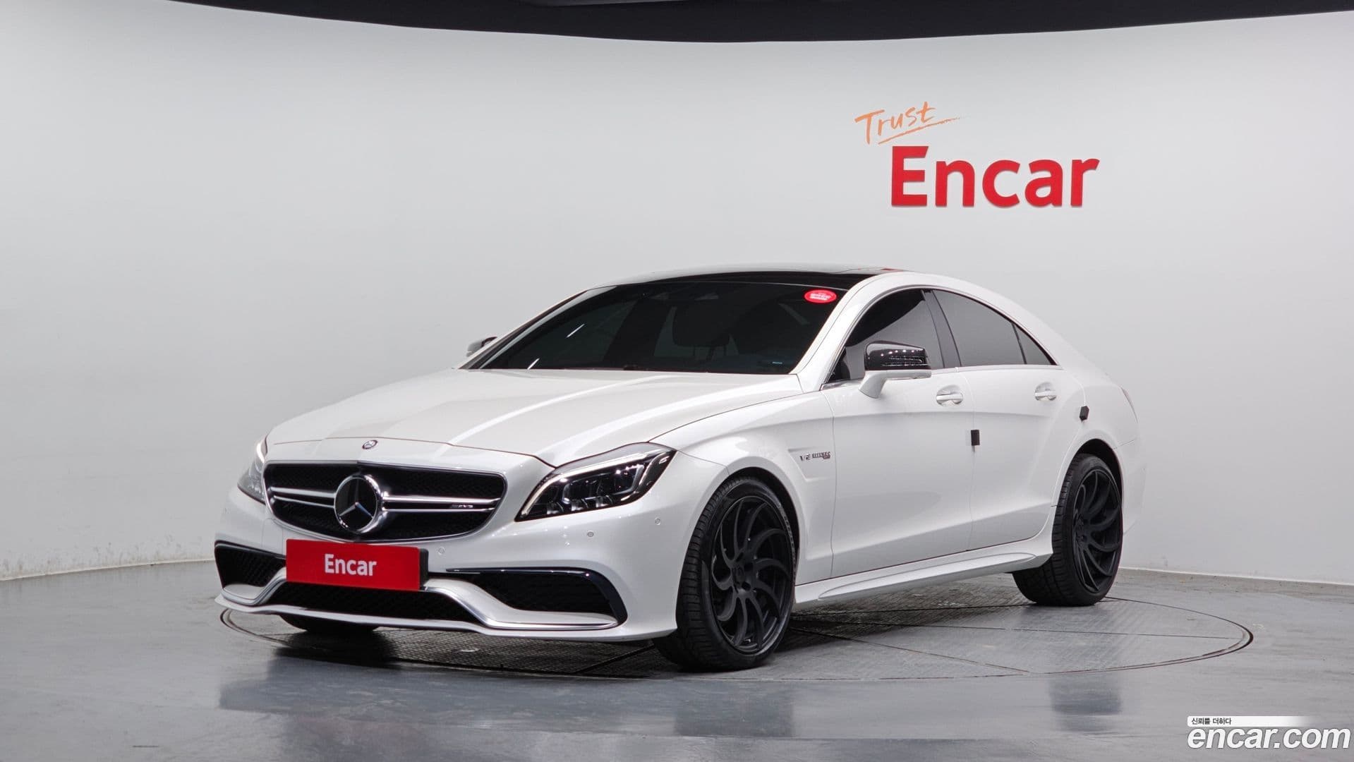 Main__Slider__Photo:CLS-Class Mercedes-Benz 2016.8-0