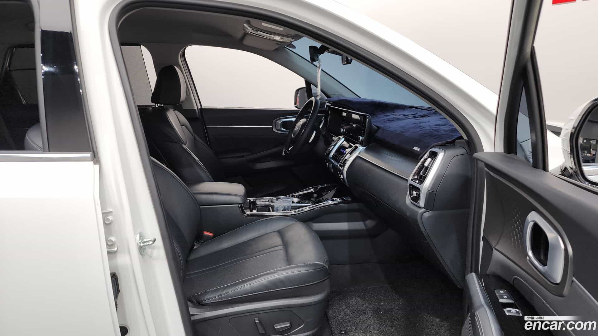 Sorento Kia 2023.0-OPTION-015