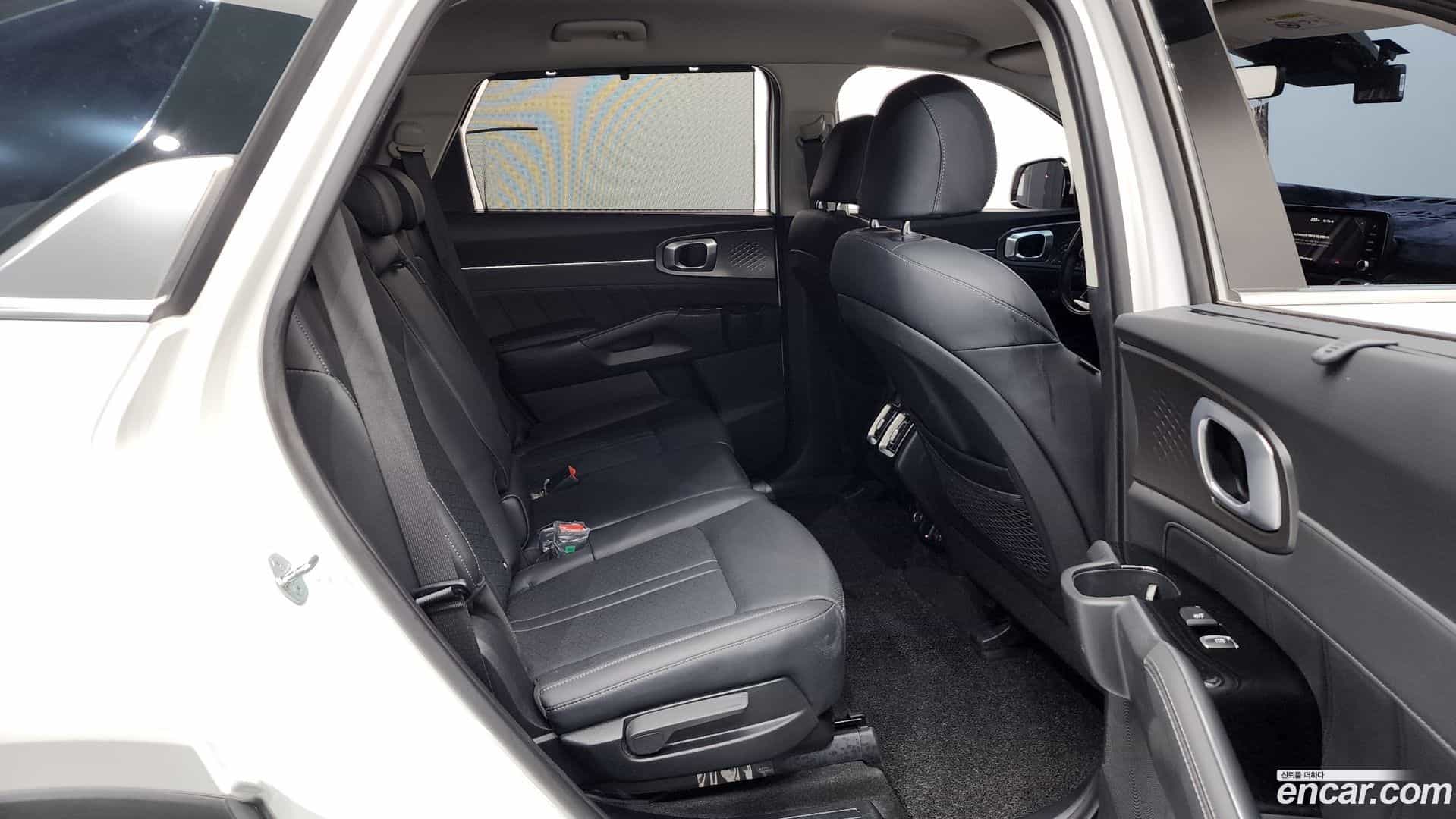 Sorento Kia 2023.0-OPTION-016