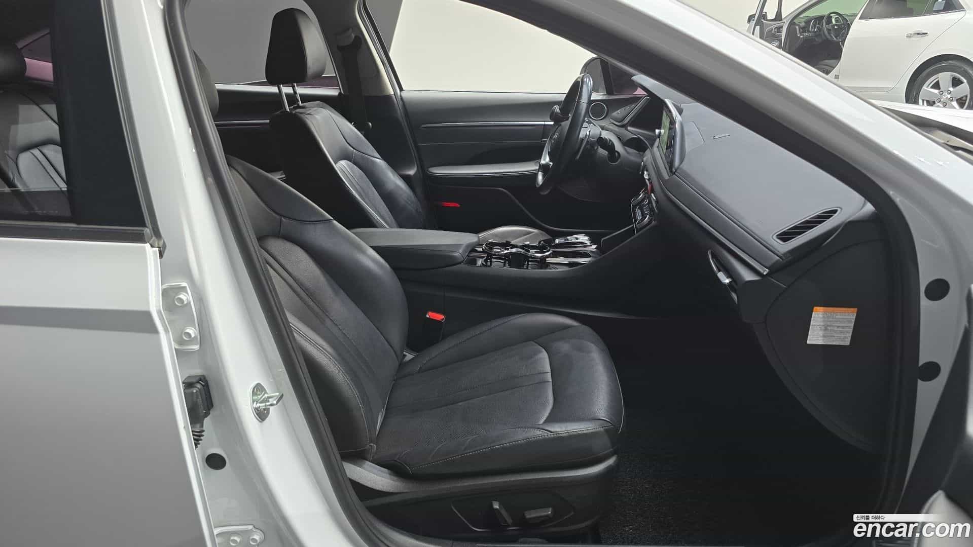 Sonata Hyundai 2020.0-INNER-010